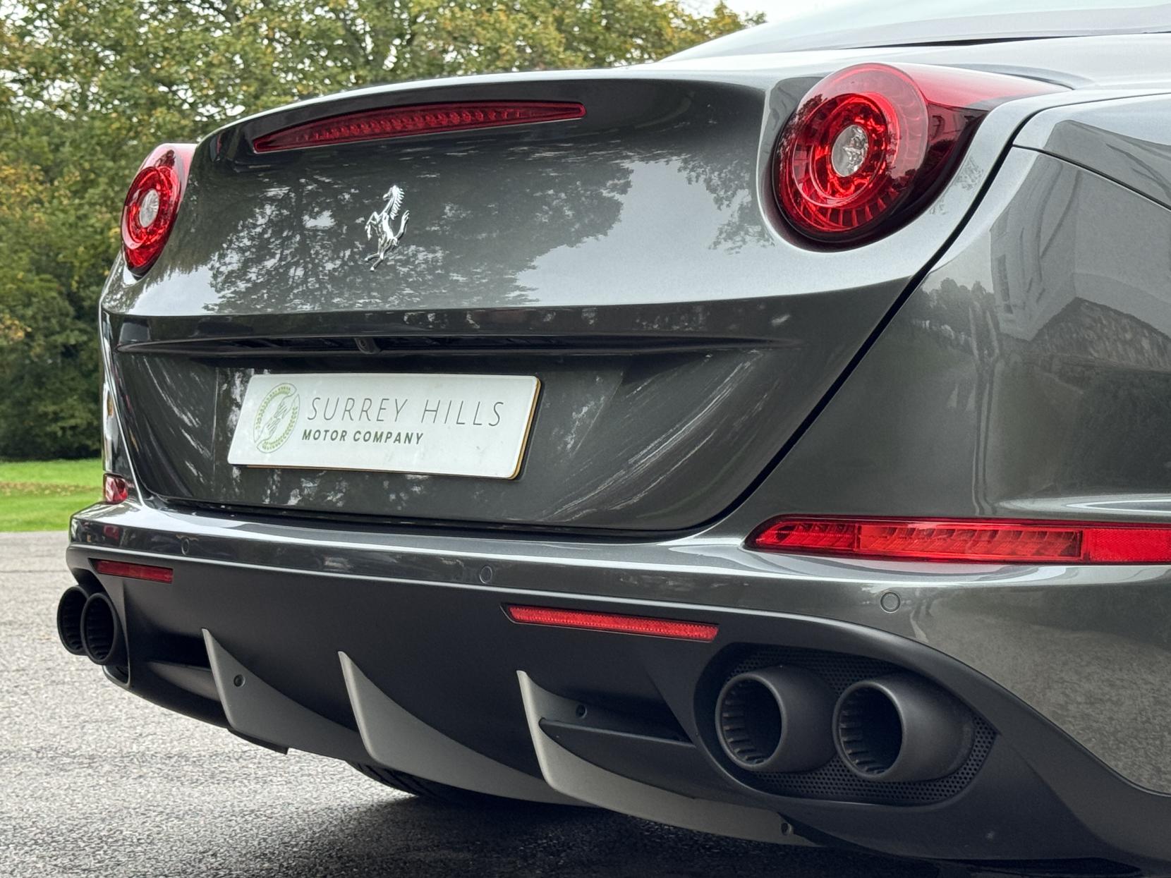 Ferrari California 3.8 V8 T Convertible 2dr Petrol F1 DCT Euro 6 (s/s) (560 ps)