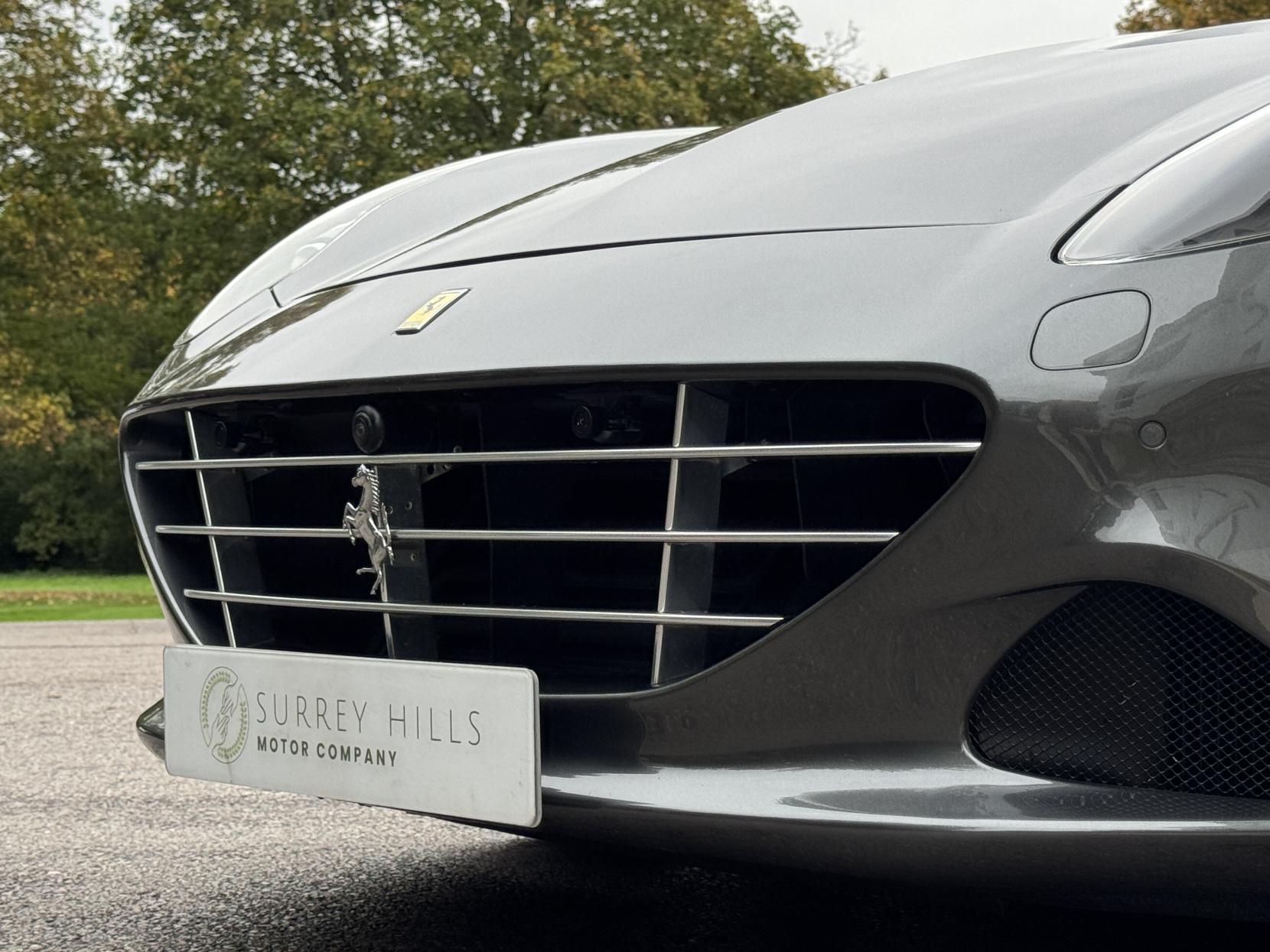 Ferrari California 3.8 V8 T Convertible 2dr Petrol F1 DCT Euro 6 (s/s) (560 ps)