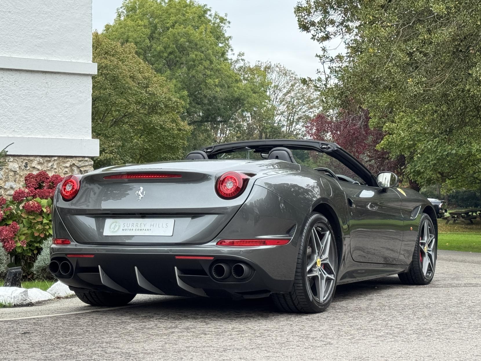Ferrari California 3.8 V8 T Convertible 2dr Petrol F1 DCT Euro 6 (s/s) (560 ps)