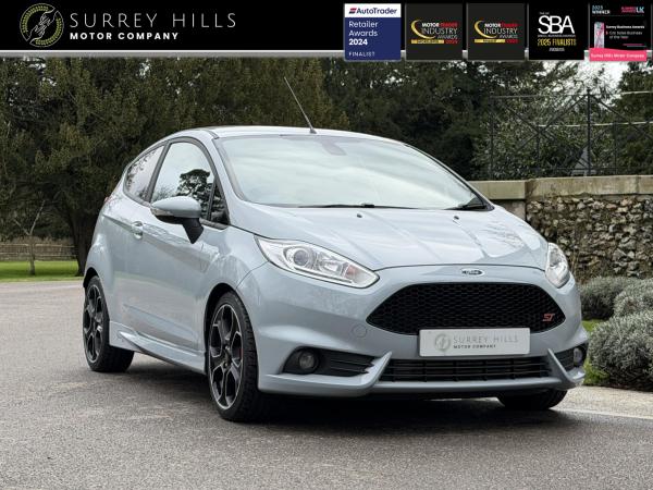 Ford Fiesta 1.6T EcoBoost ST-200 Hatchback 3dr Petrol Manual Euro 6 (200 ps)