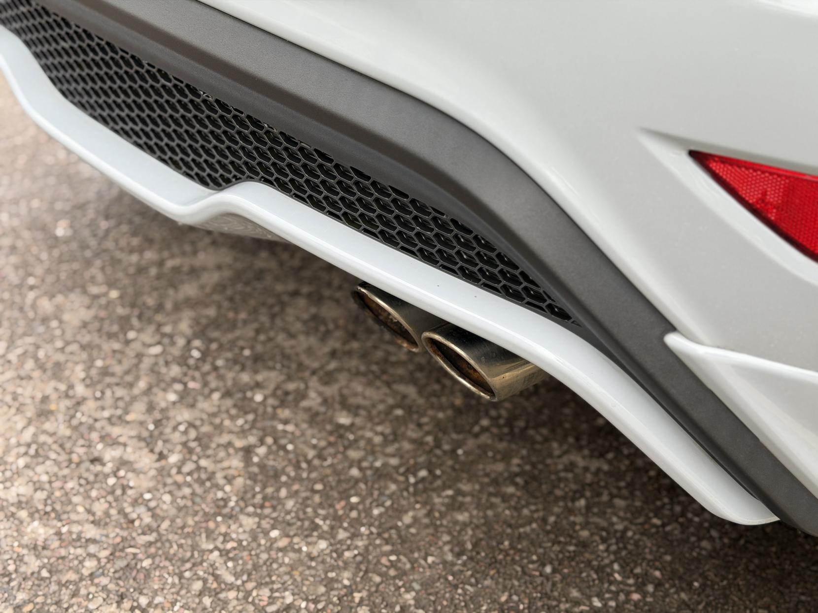 Ford Fiesta 1.6T EcoBoost ST-200 Hatchback 3dr Petrol Manual Euro 6 (200 ps)