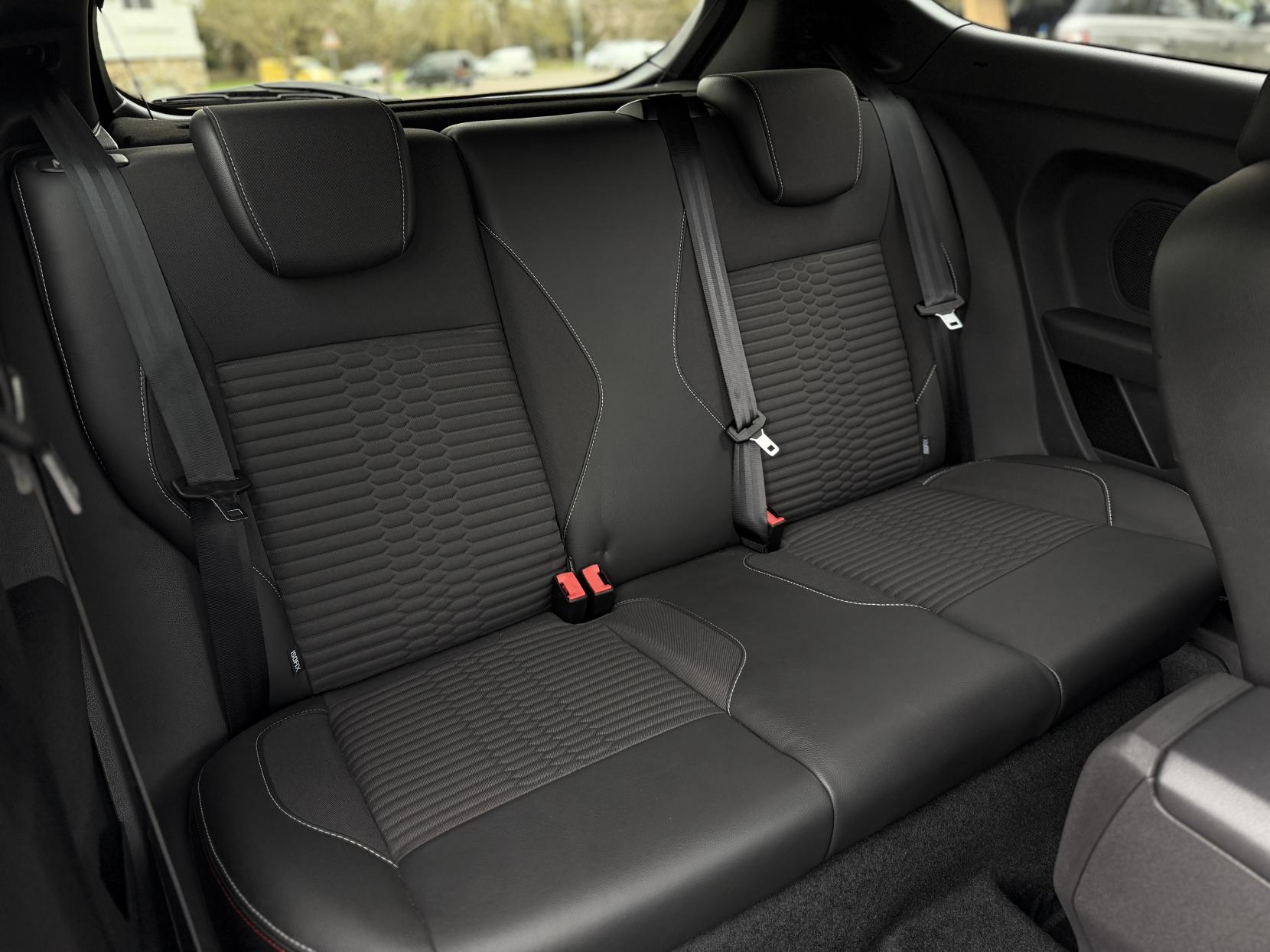 Ford Fiesta 1.6T EcoBoost ST-200 Hatchback 3dr Petrol Manual Euro 6 (200 ps)