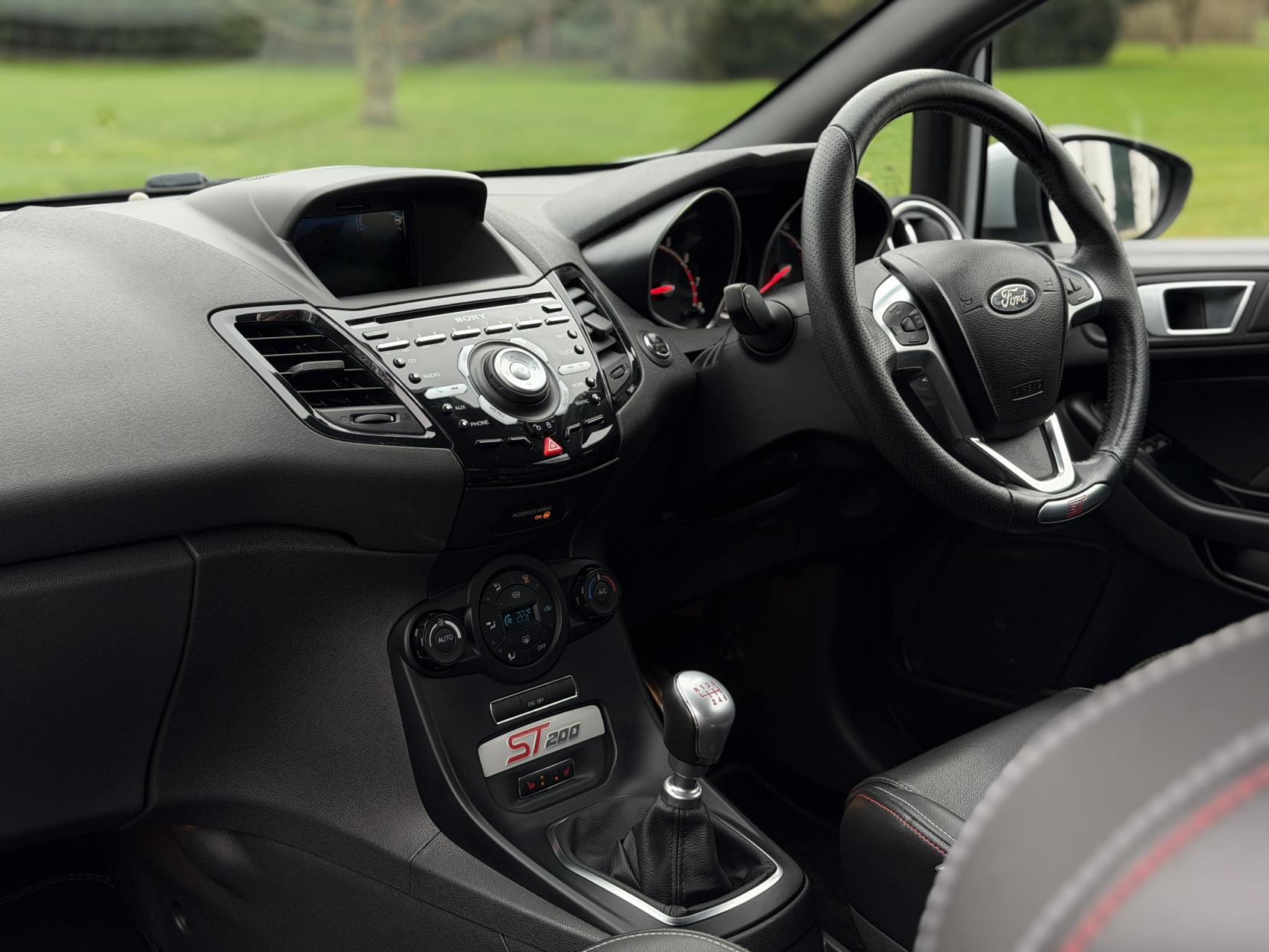 Ford Fiesta 1.6T EcoBoost ST-200 Hatchback 3dr Petrol Manual Euro 6 (200 ps)