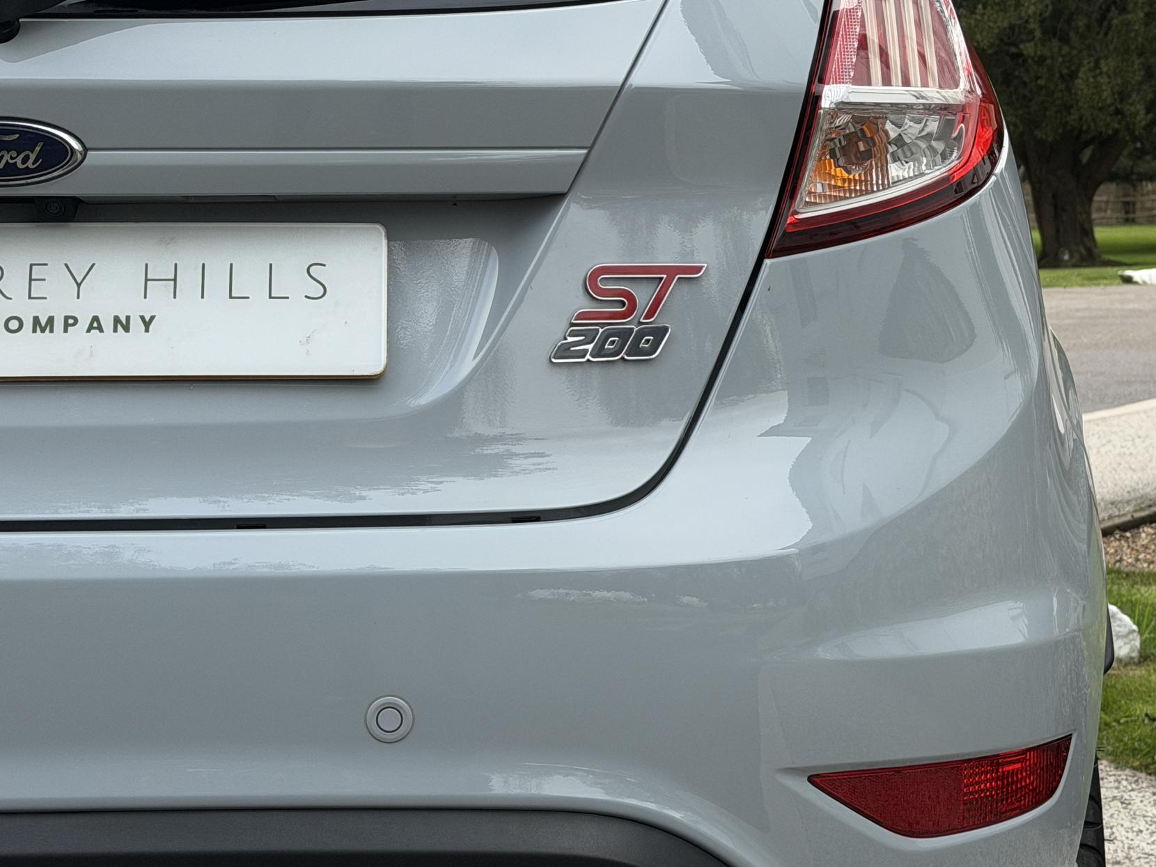 Ford Fiesta 1.6T EcoBoost ST-200 Hatchback 3dr Petrol Manual Euro 6 (200 ps)