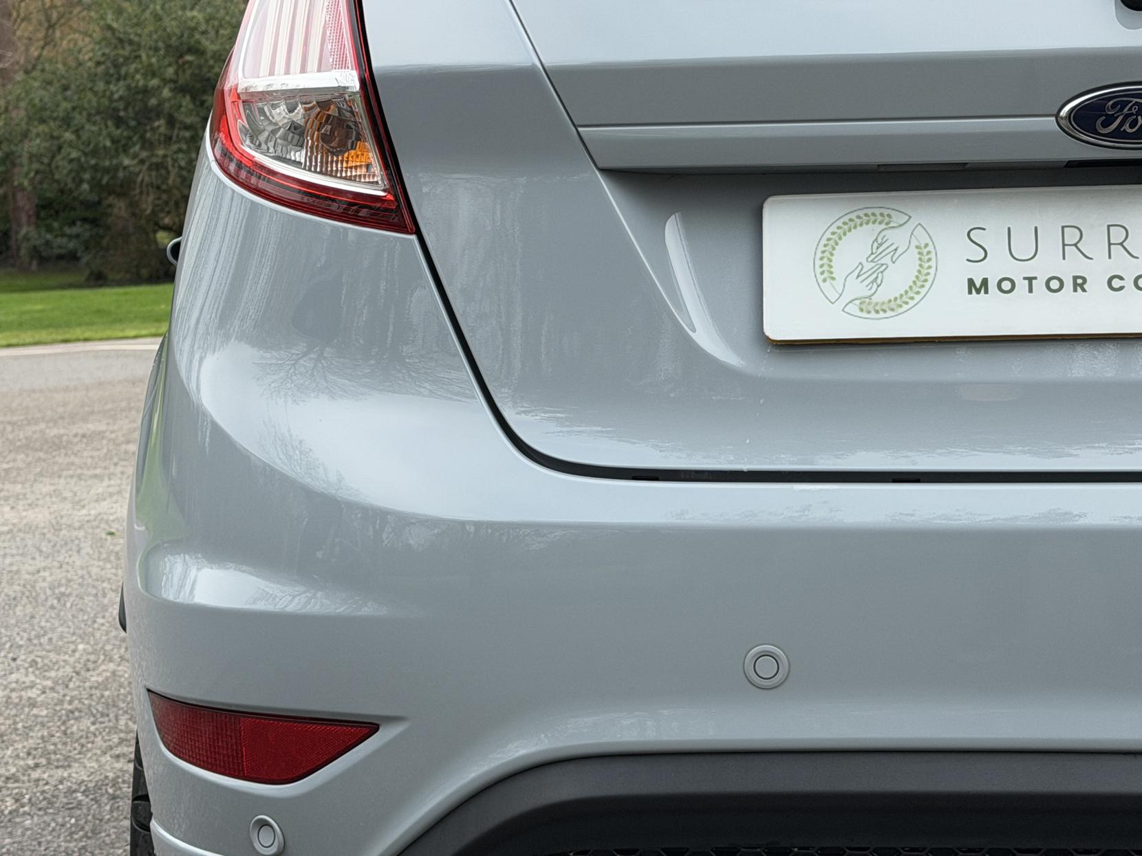 Ford Fiesta 1.6T EcoBoost ST-200 Hatchback 3dr Petrol Manual Euro 6 (200 ps)