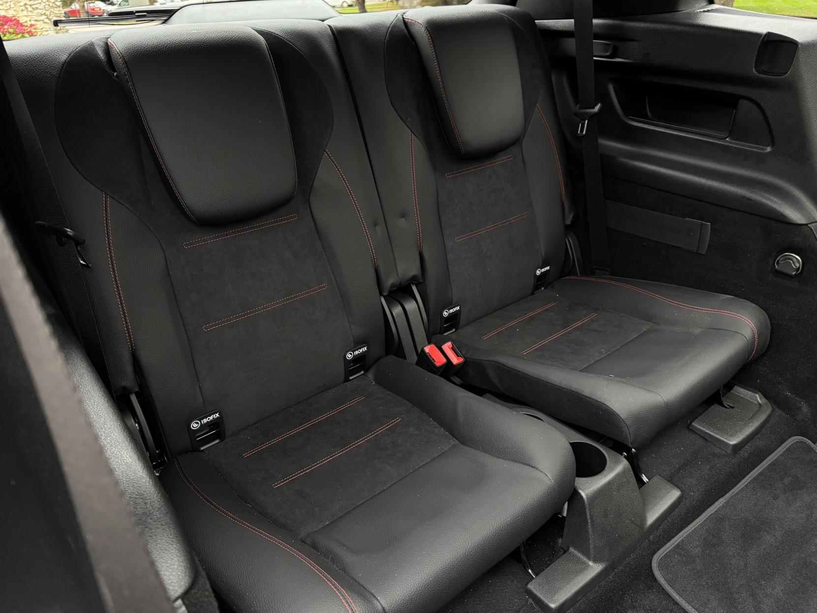 Mercedes-Benz GLB 1.3 GLB200 AMG Line (Premium Plus 2) SUV 5dr Petrol 7G-DCT Euro 6 (s/s) (163 ps)