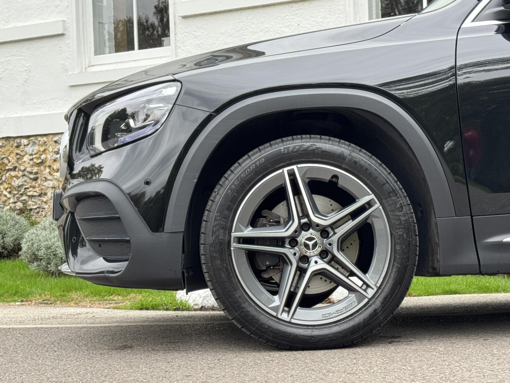 Mercedes-Benz GLB 1.3 GLB200 AMG Line (Premium Plus 2) SUV 5dr Petrol 7G-DCT Euro 6 (s/s) (163 ps)