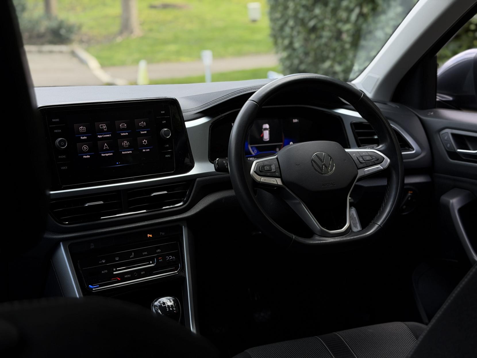 Volkswagen T-Roc 1.0 TSI Life SUV 5dr Petrol Manual Euro 6 (s/s) (110 ps)