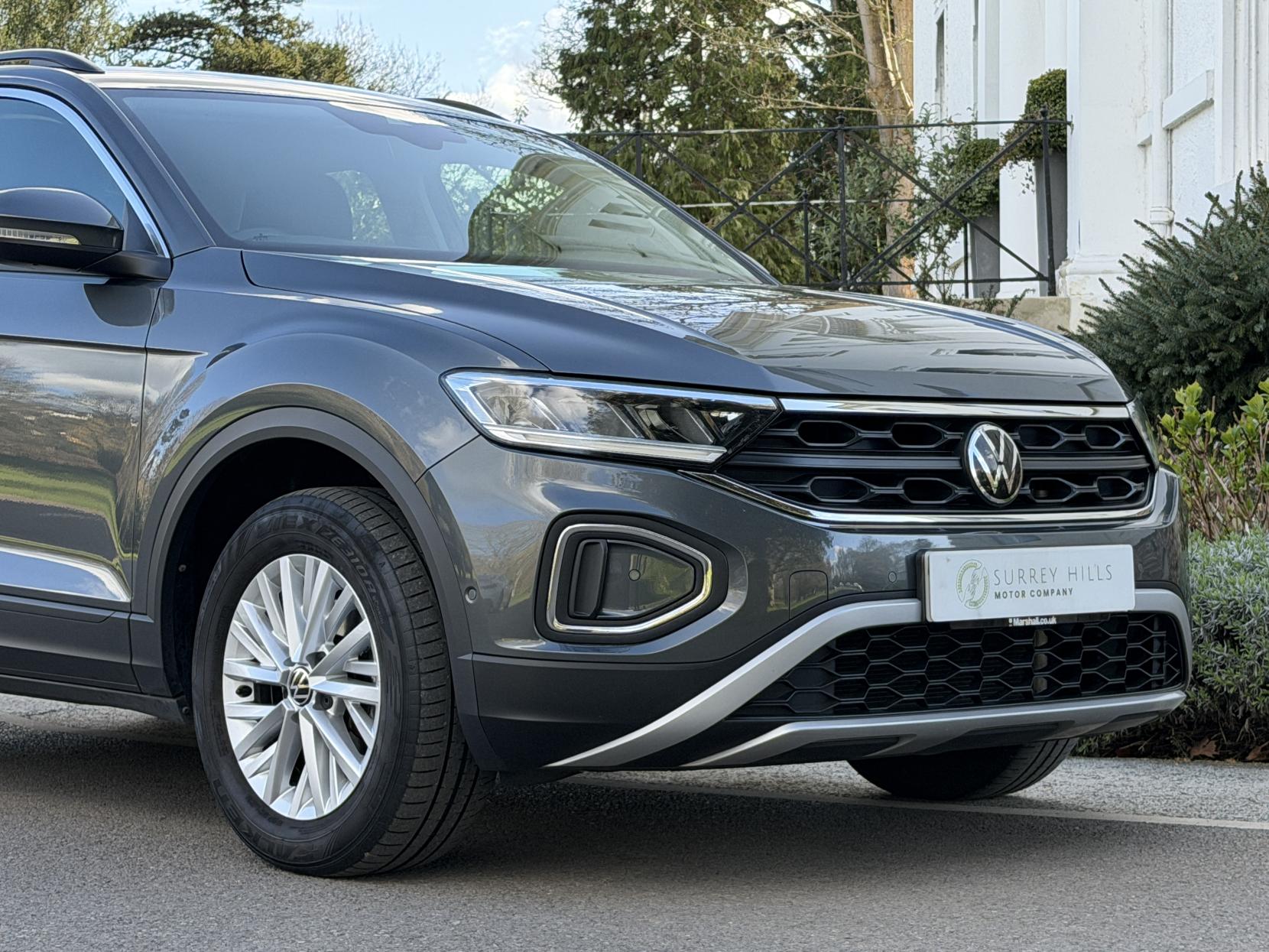 Volkswagen T-Roc 1.0 TSI Life SUV 5dr Petrol Manual Euro 6 (s/s) (110 ps)