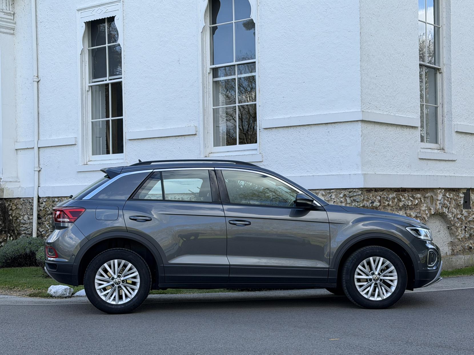 Volkswagen T-Roc 1.0 TSI Life SUV 5dr Petrol Manual Euro 6 (s/s) (110 ps)