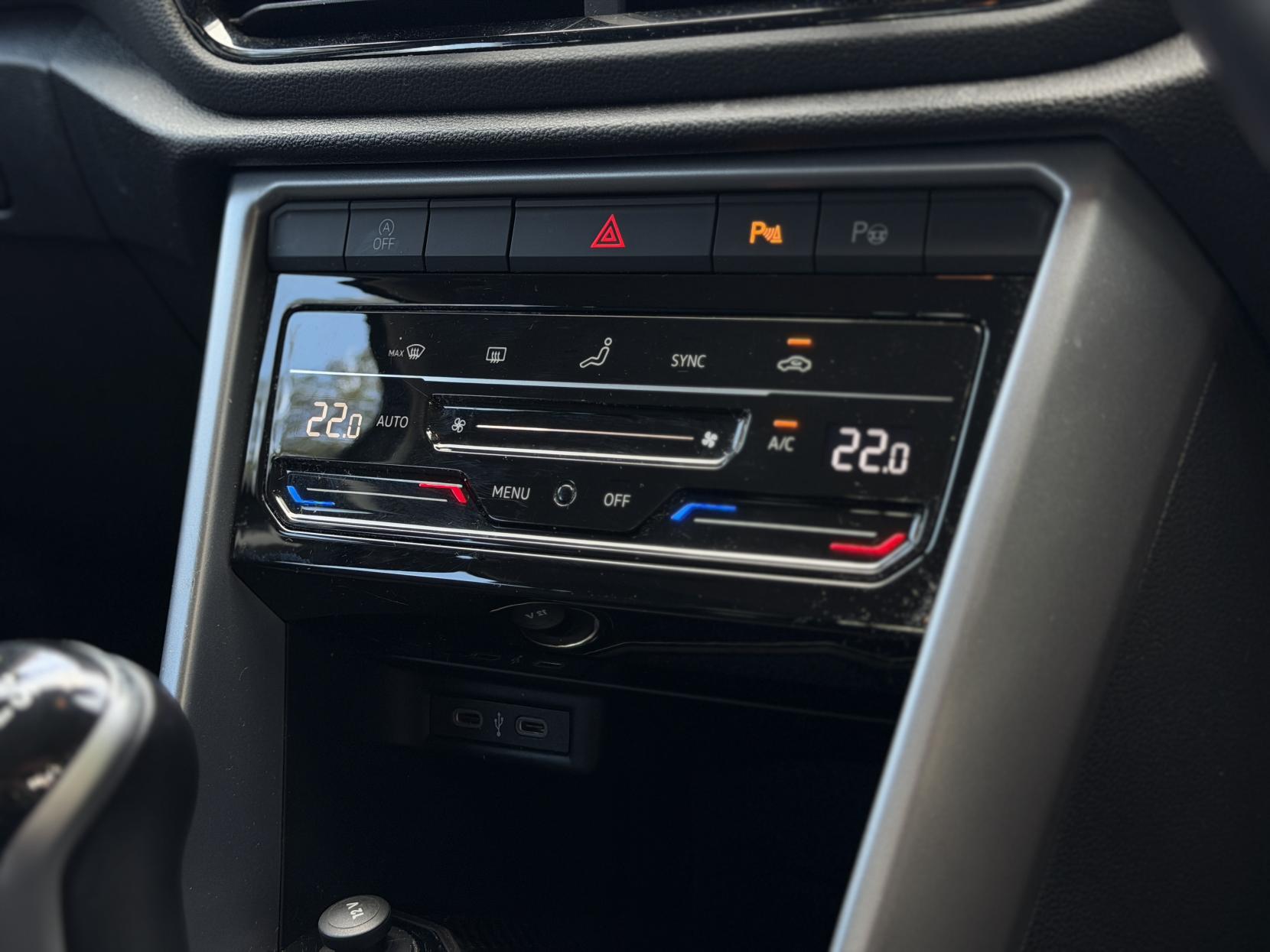 Volkswagen T-Roc 1.0 TSI Life SUV 5dr Petrol Manual Euro 6 (s/s) (110 ps)