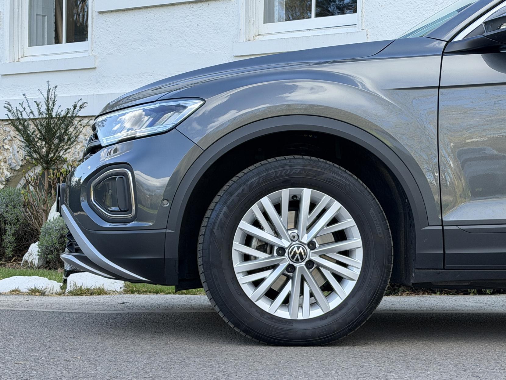 Volkswagen T-Roc 1.0 TSI Life SUV 5dr Petrol Manual Euro 6 (s/s) (110 ps)