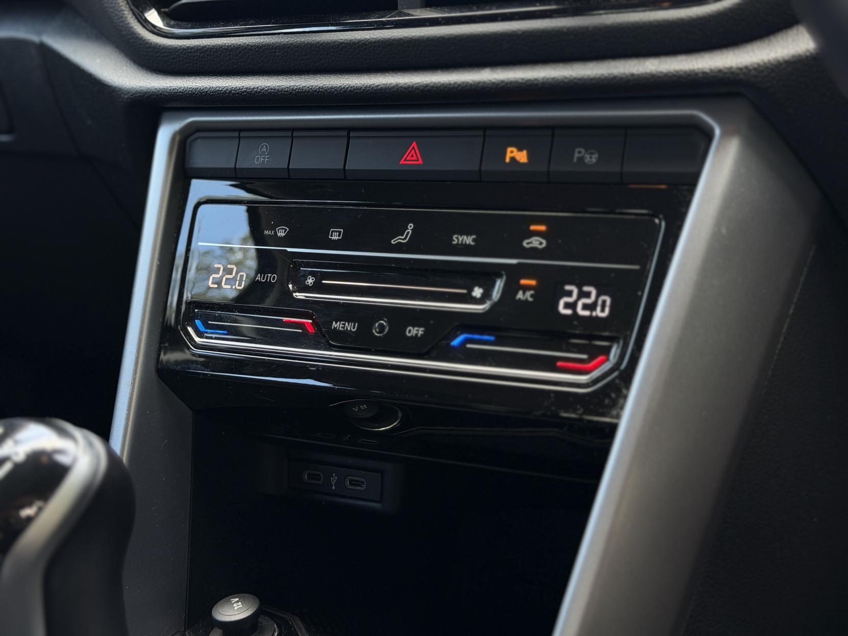 Volkswagen T-Roc 1.0 TSI Life SUV 5dr Petrol Manual Euro 6 (s/s) (110 ps)