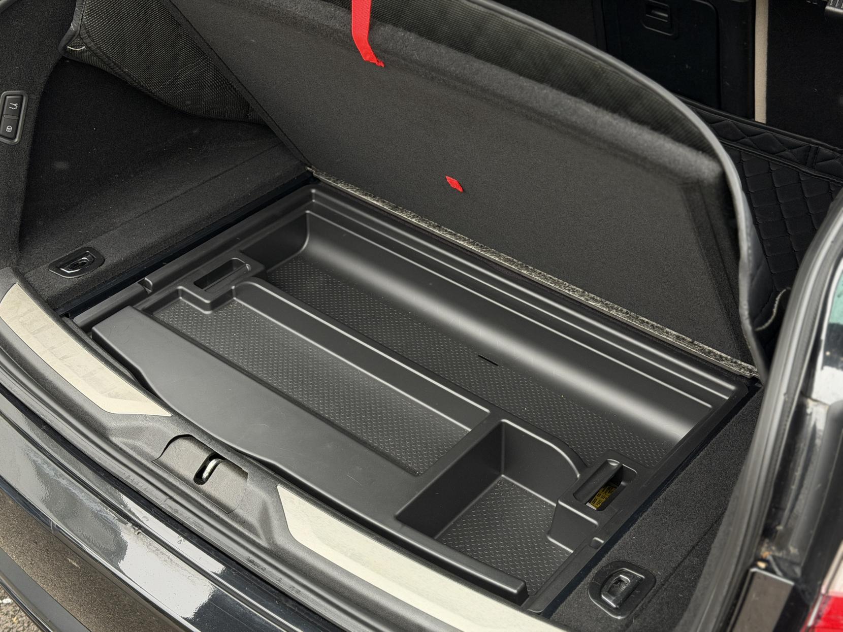 Maserati Levante 3.0 V6 GranSport Nerissimo SUV 5dr Petrol ZF 4WD Euro 6 (s/s) (350 ps)