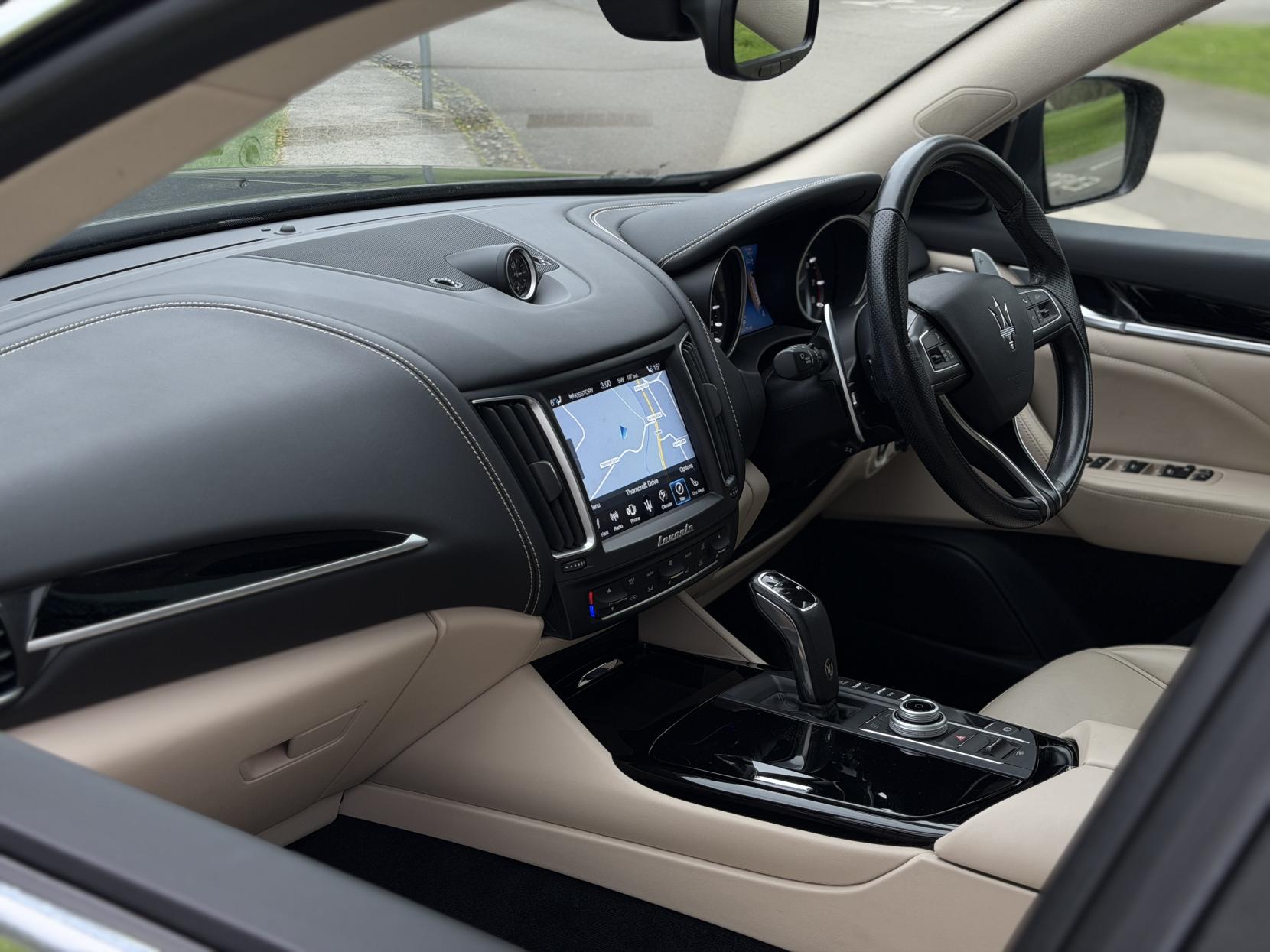 Maserati Levante 3.0 V6 GranSport Nerissimo SUV 5dr Petrol ZF 4WD Euro 6 (s/s) (350 ps)