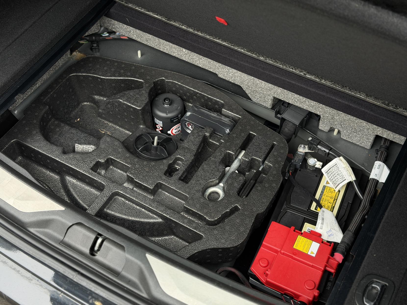 Maserati Levante 3.0 V6 GranSport Nerissimo SUV 5dr Petrol ZF 4WD Euro 6 (s/s) (350 ps)