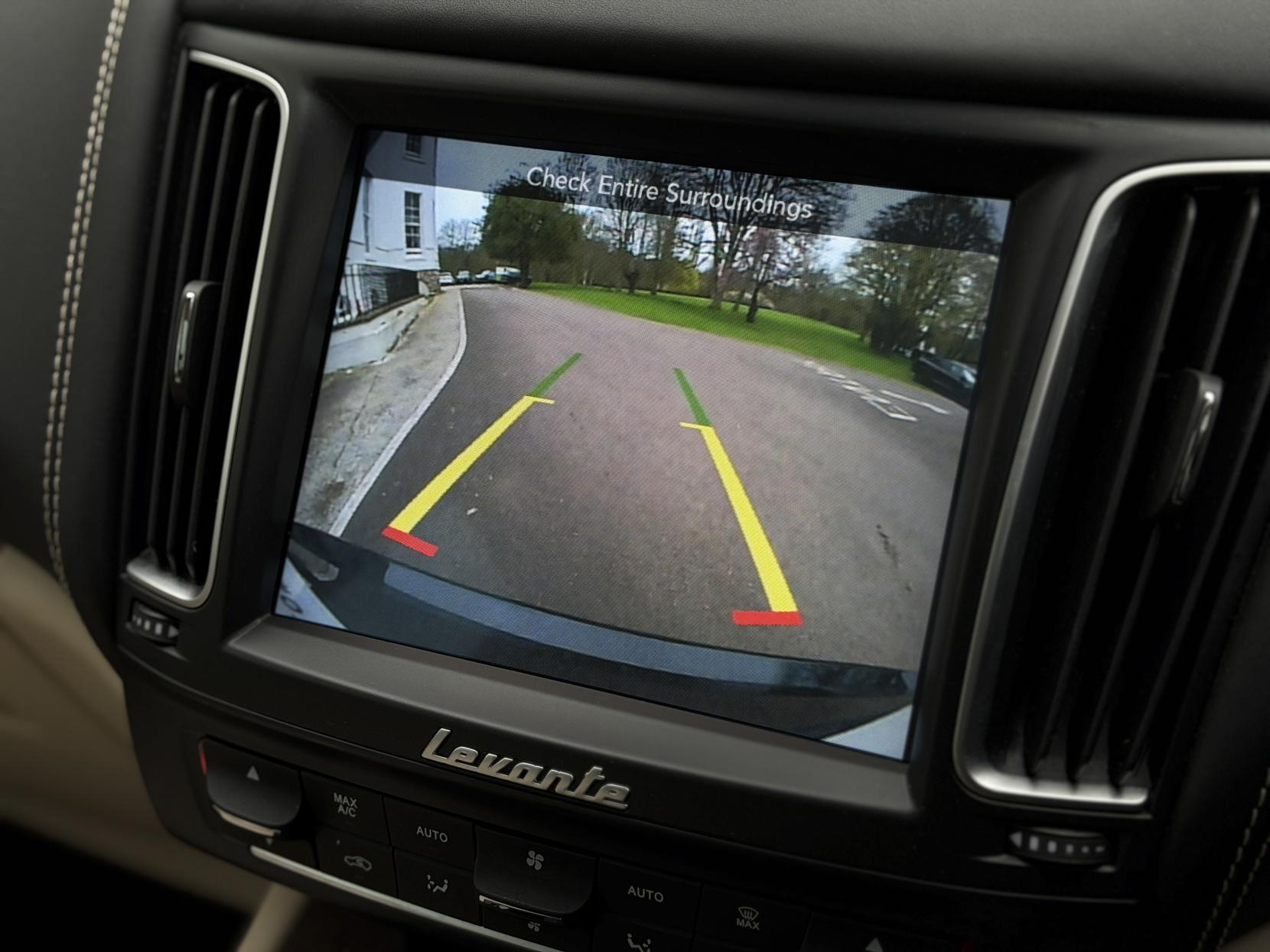 Maserati Levante 3.0 V6 GranSport Nerissimo SUV 5dr Petrol ZF 4WD Euro 6 (s/s) (350 ps)