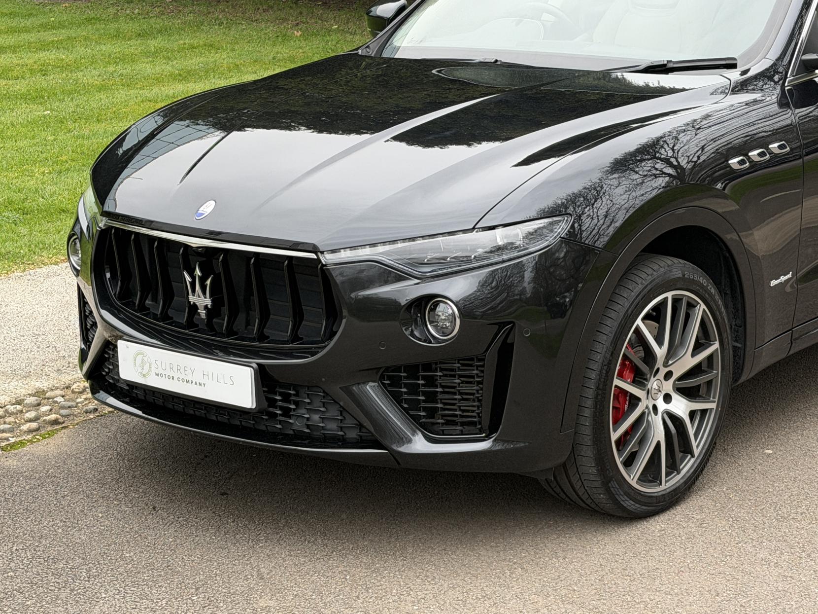Maserati Levante 3.0 V6 GranSport Nerissimo SUV 5dr Petrol ZF 4WD Euro 6 (s/s) (350 ps)