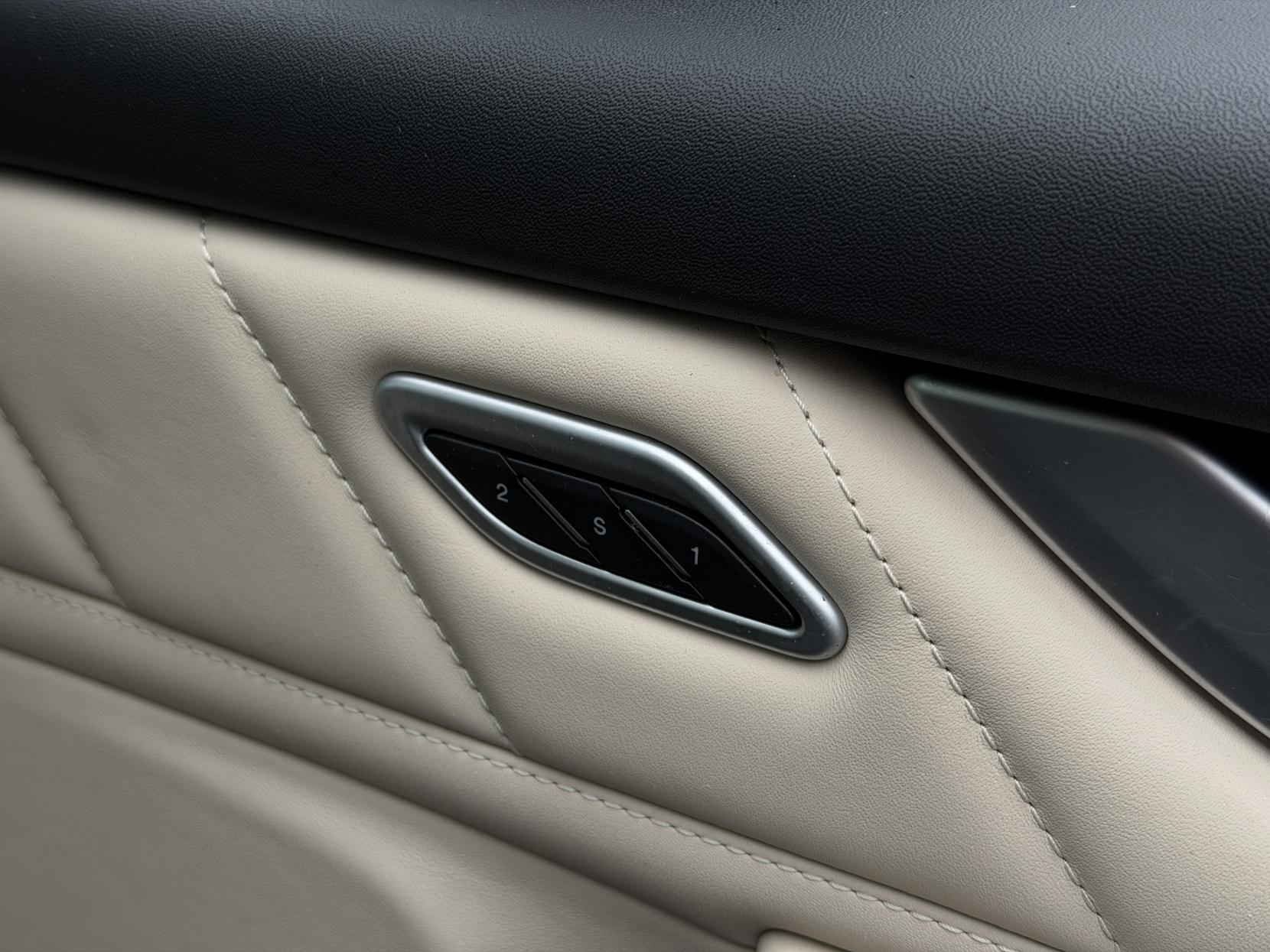 Maserati Levante 3.0 V6 GranSport Nerissimo SUV 5dr Petrol ZF 4WD Euro 6 (s/s) (350 ps)