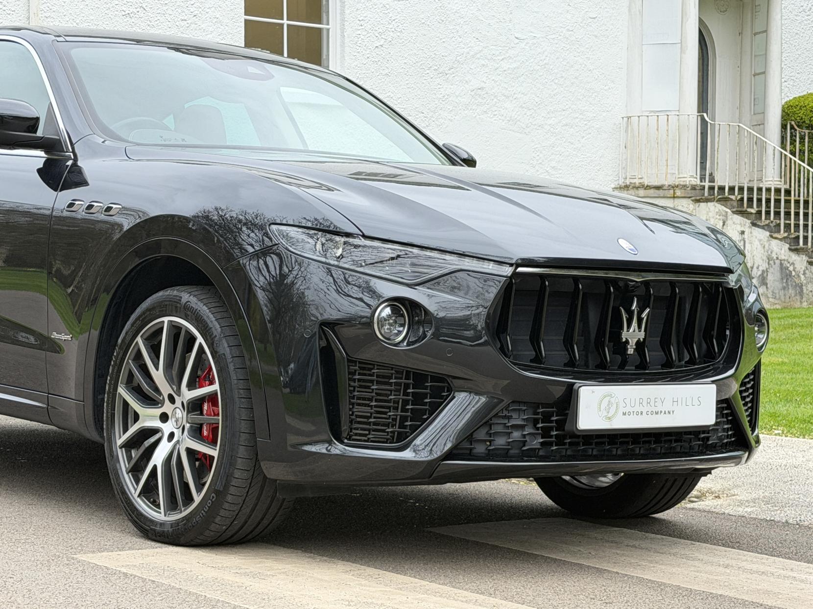 Maserati Levante 3.0 V6 GranSport Nerissimo SUV 5dr Petrol ZF 4WD Euro 6 (s/s) (350 ps)