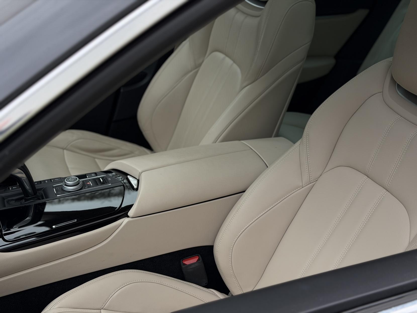 Maserati Levante 3.0 V6 GranSport Nerissimo SUV 5dr Petrol ZF 4WD Euro 6 (s/s) (350 ps)