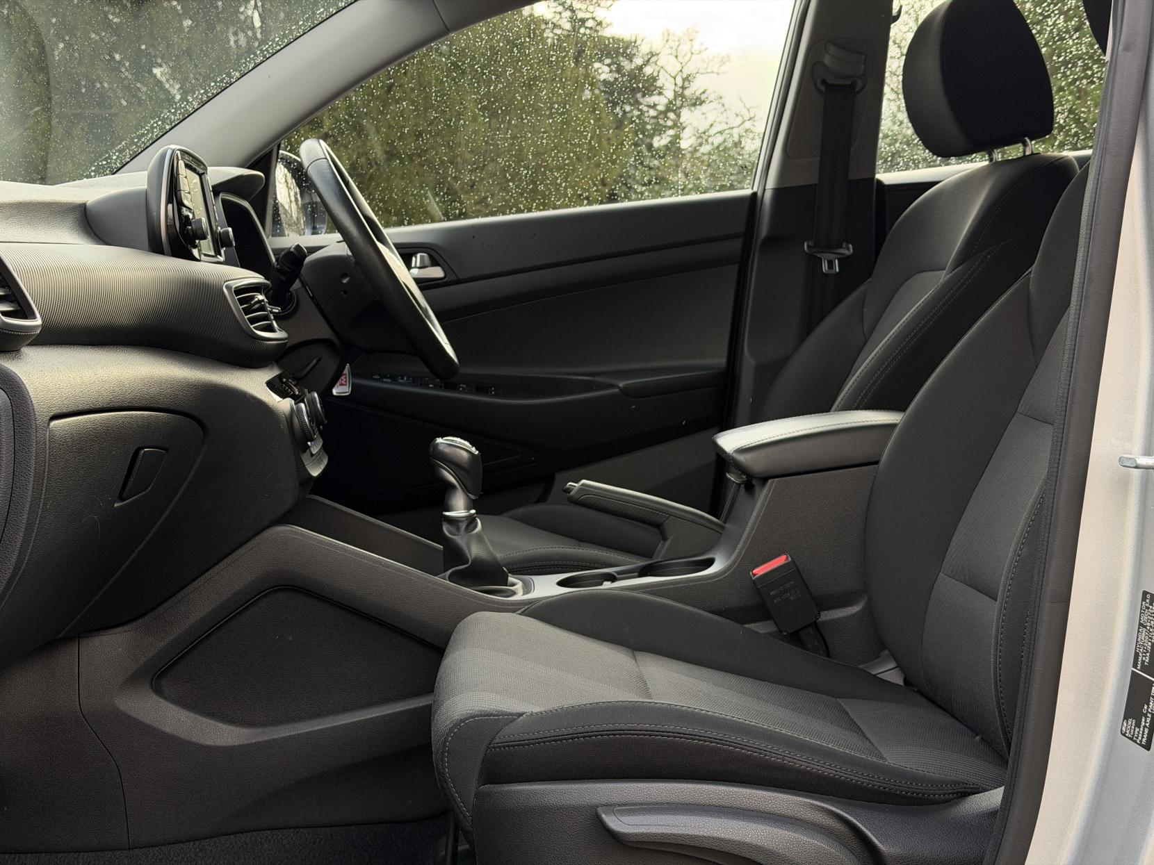 Hyundai TUCSON 1.6 GDi S Connect SUV 5dr Petrol Manual Euro 6 (s/s) (132 ps)