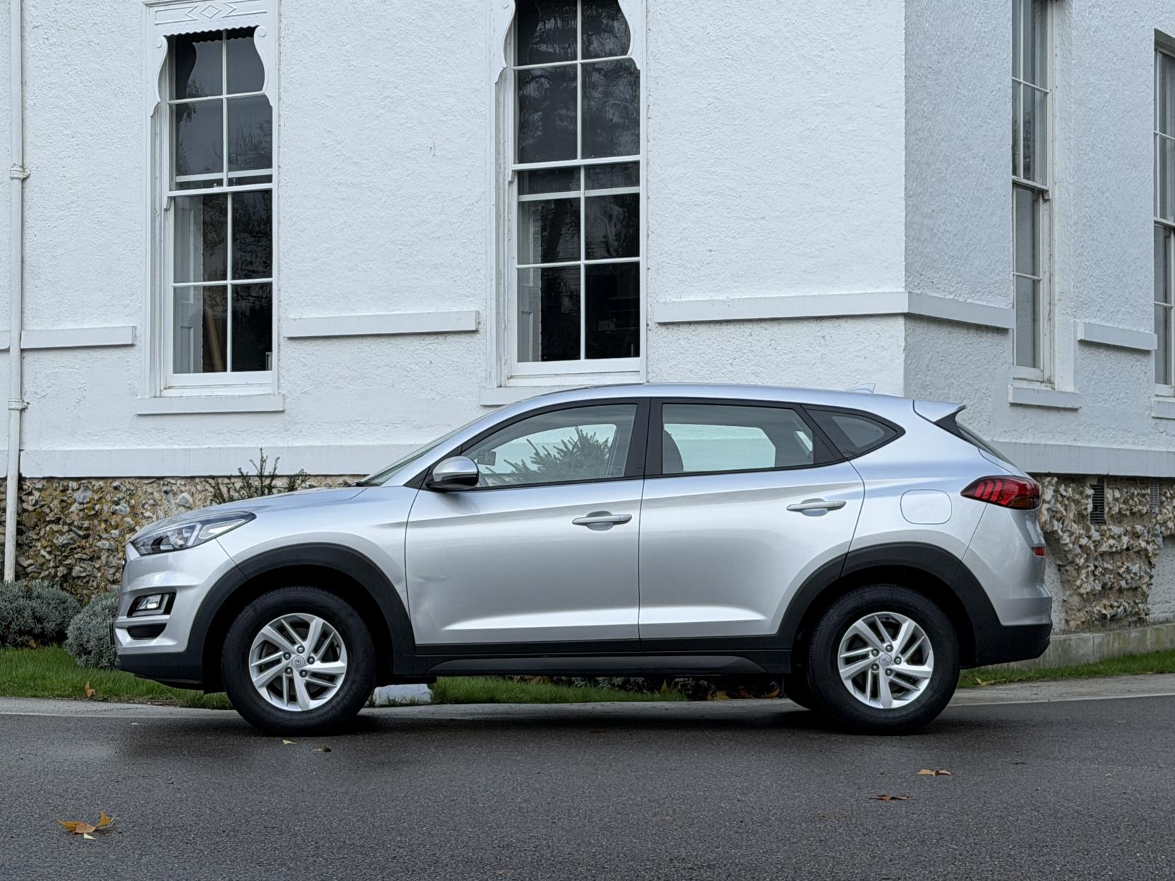 Hyundai TUCSON 1.6 GDi S Connect SUV 5dr Petrol Manual Euro 6 (s/s) (132 ps)