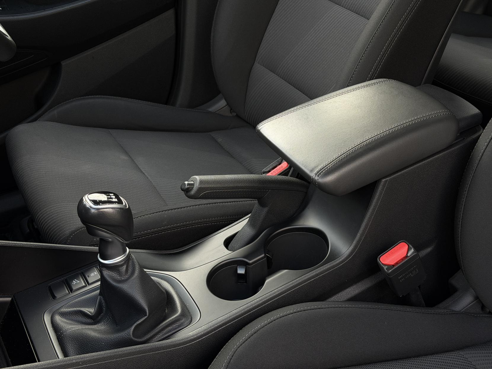 Hyundai TUCSON 1.6 GDi S Connect SUV 5dr Petrol Manual Euro 6 (s/s) (132 ps)