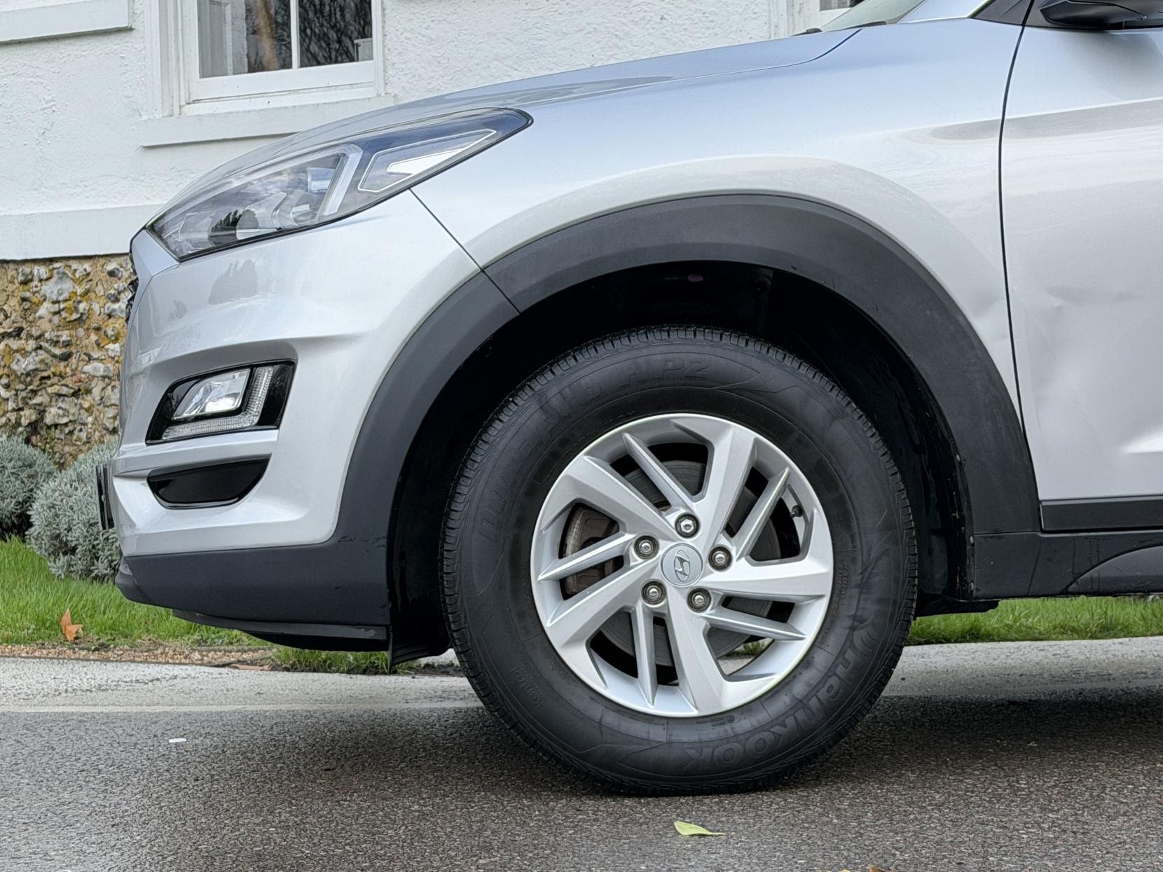 Hyundai TUCSON 1.6 GDi S Connect SUV 5dr Petrol Manual Euro 6 (s/s) (132 ps)
