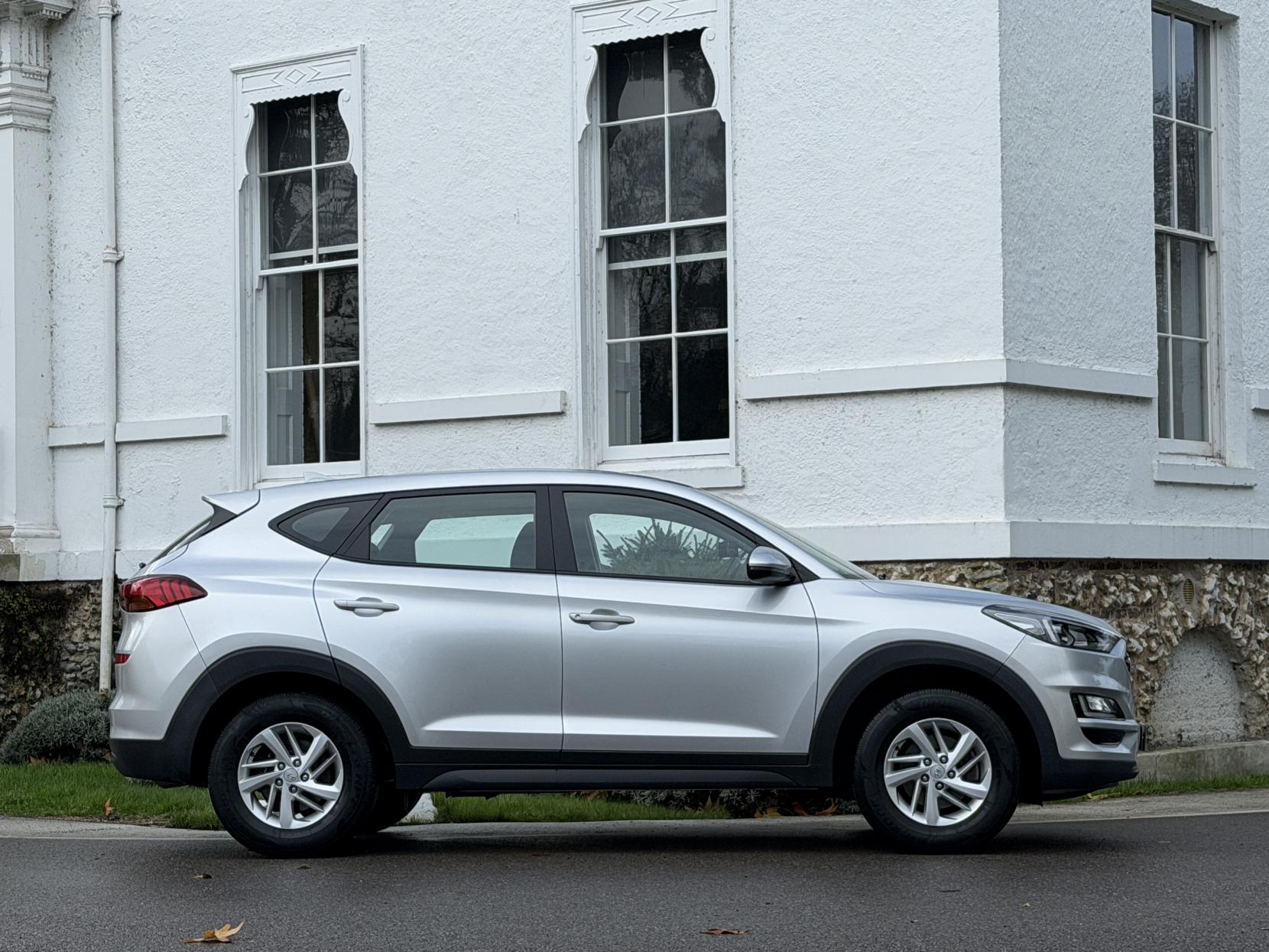 Hyundai TUCSON 1.6 GDi S Connect SUV 5dr Petrol Manual Euro 6 (s/s) (132 ps)