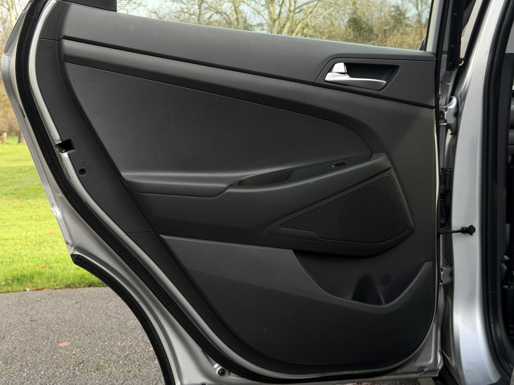 Hyundai TUCSON 1.6 GDi S Connect SUV 5dr Petrol Manual Euro 6 (s/s) (132 ps)