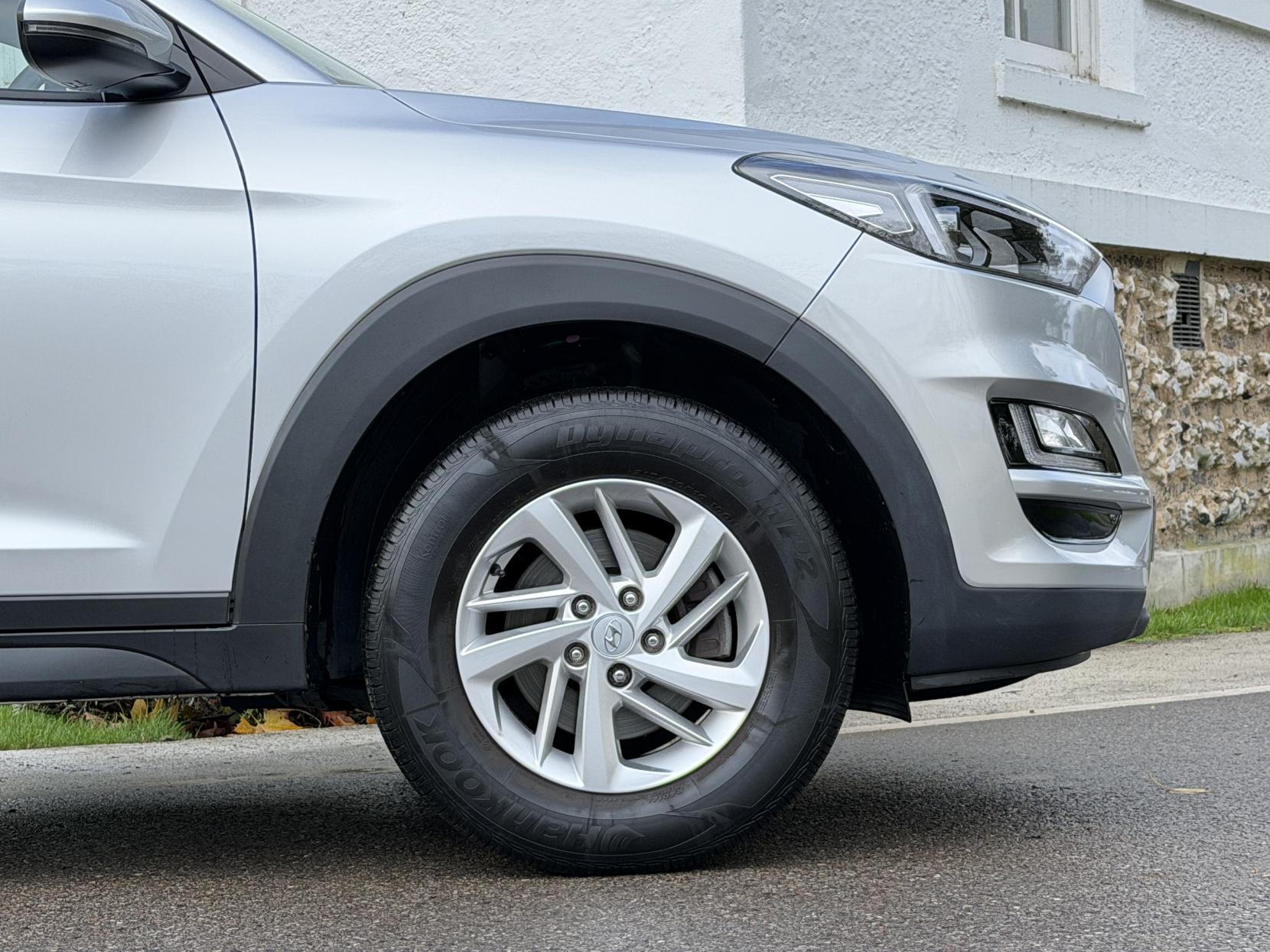 Hyundai TUCSON 1.6 GDi S Connect SUV 5dr Petrol Manual Euro 6 (s/s) (132 ps)
