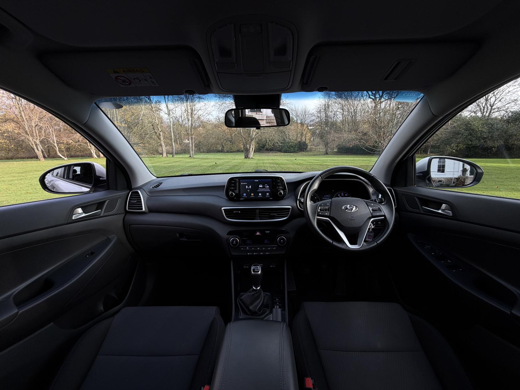 Hyundai TUCSON 1.6 GDi S Connect SUV 5dr Petrol Manual Euro 6 (s/s) (132 ps)