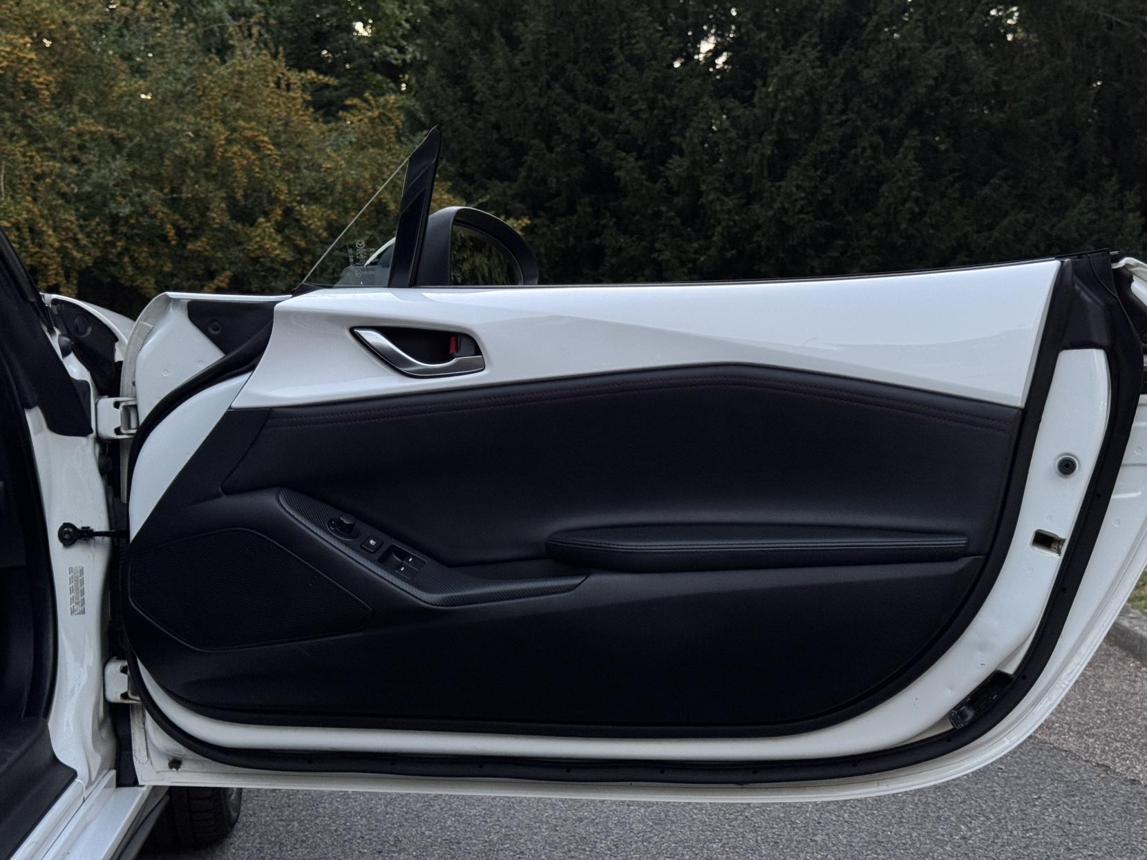 Mazda MX-5 1.5 SKYACTIV-G SE-L Nav+ Convertible 2dr Petrol Manual Euro 6 (132 ps)