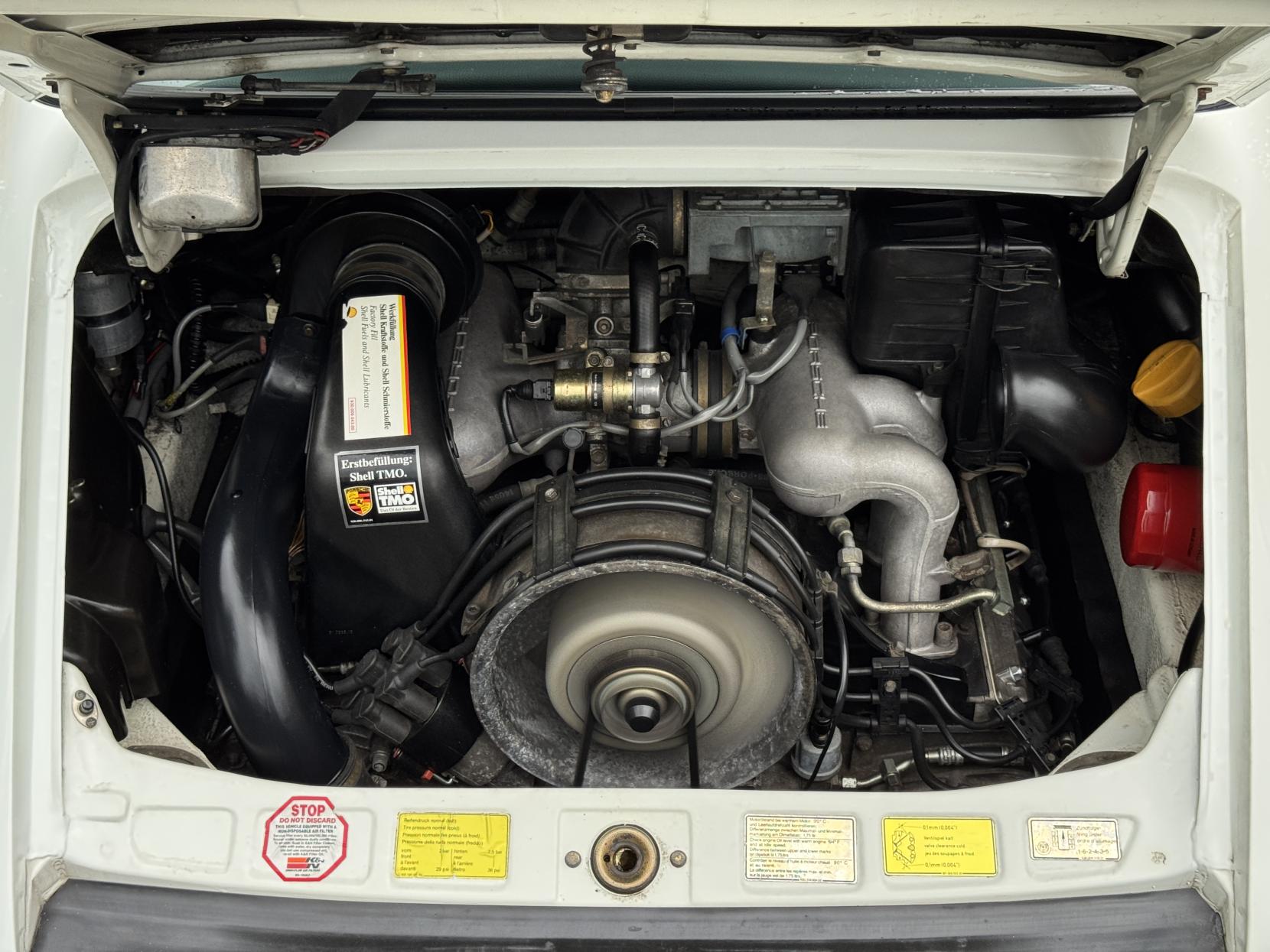 Porsche 911 3.2 Classic Carrera Targa 2dr Petrol Manual (231 bhp)