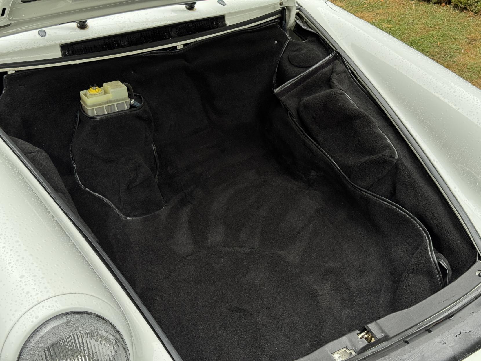 Porsche 911 3.2 Classic Carrera Targa 2dr Petrol Manual (231 bhp)