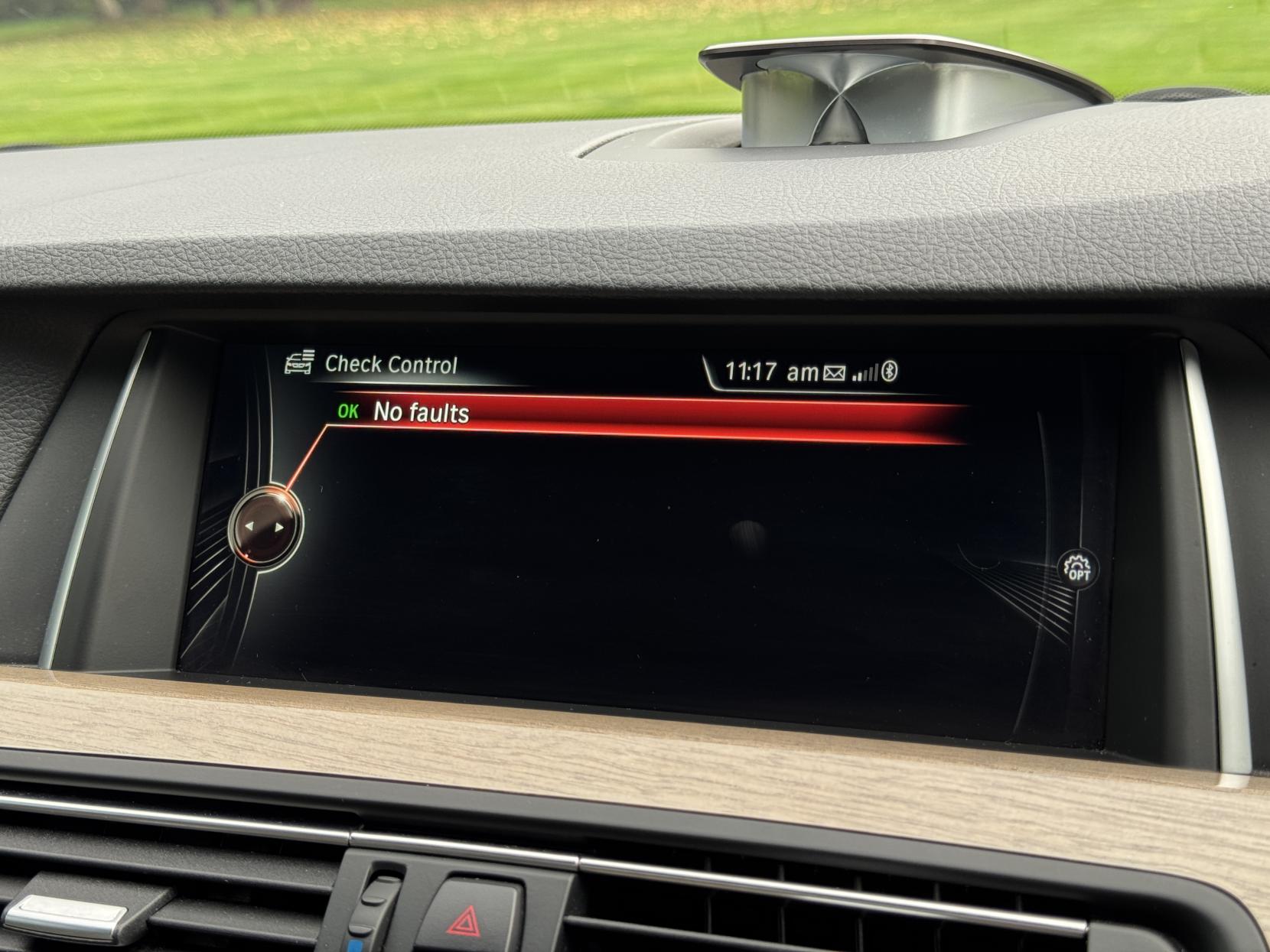 BMW 5 Series 3.0 535i Luxury Saloon 4dr Petrol Auto Euro 6 (s/s) (306 ps)