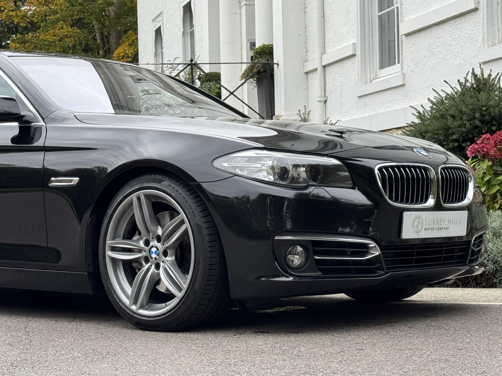 BMW 5 Series 3.0 535i Luxury Saloon 4dr Petrol Auto Euro 6 (s/s) (306 ps)