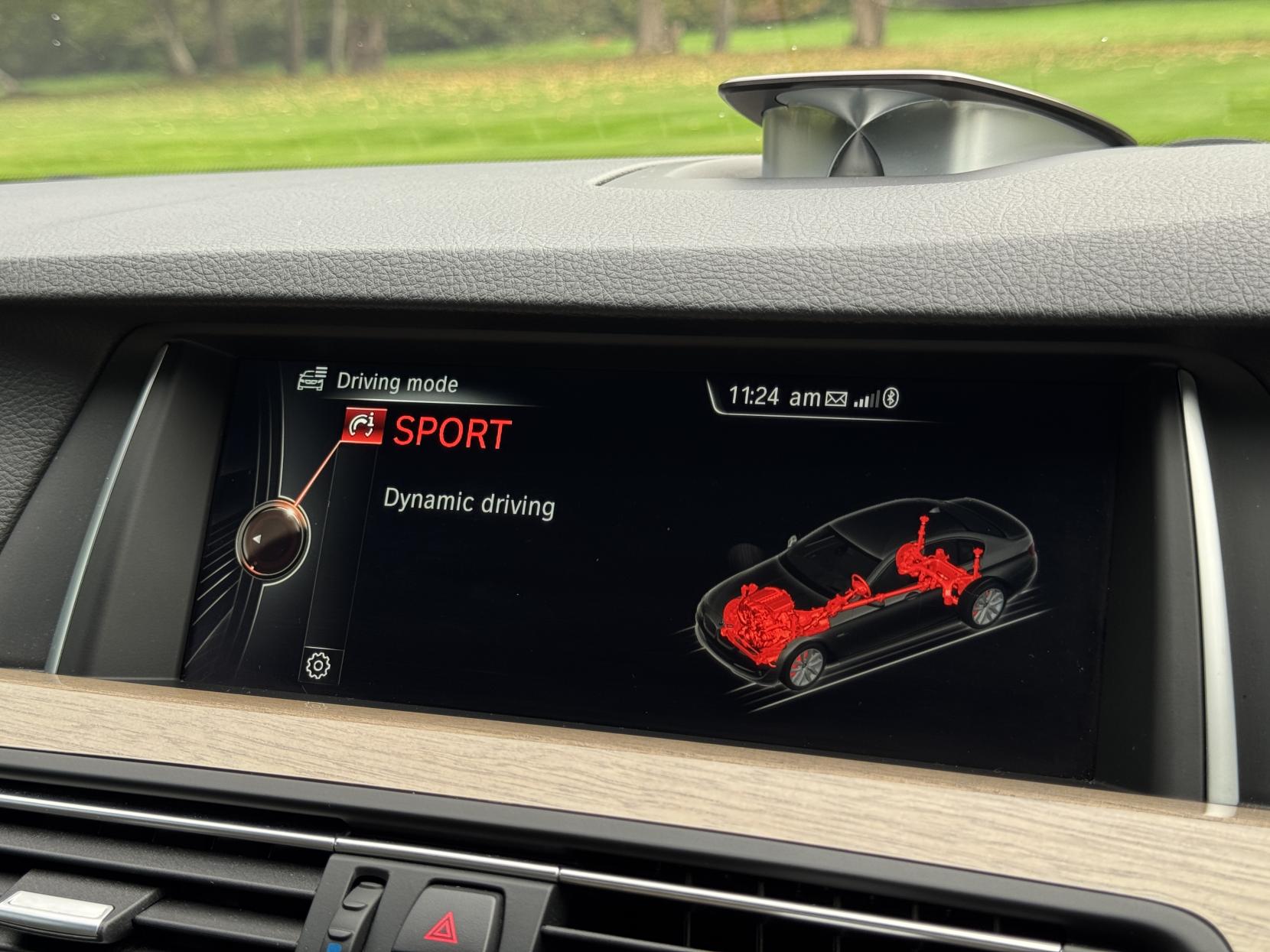 BMW 5 Series 3.0 535i Luxury Saloon 4dr Petrol Auto Euro 6 (s/s) (306 ps)