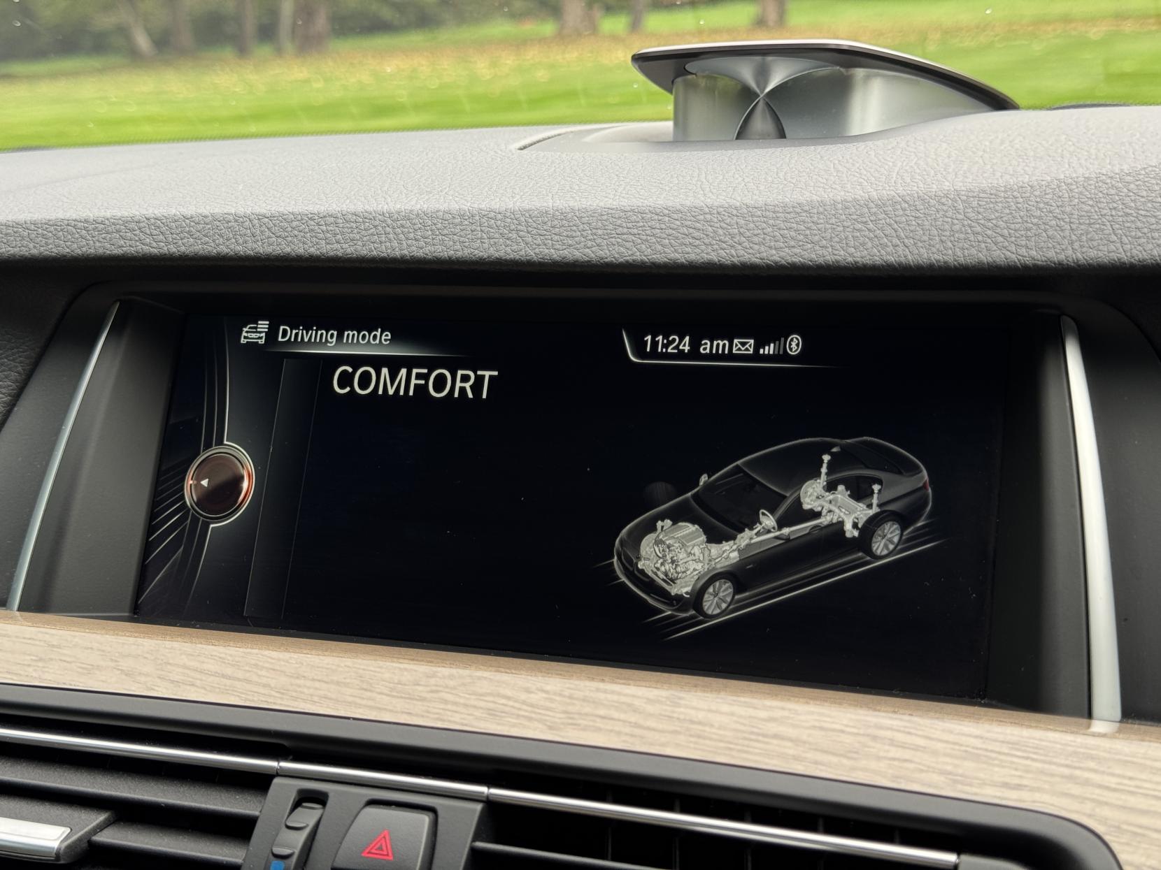 BMW 5 Series 3.0 535i Luxury Saloon 4dr Petrol Auto Euro 6 (s/s) (306 ps)