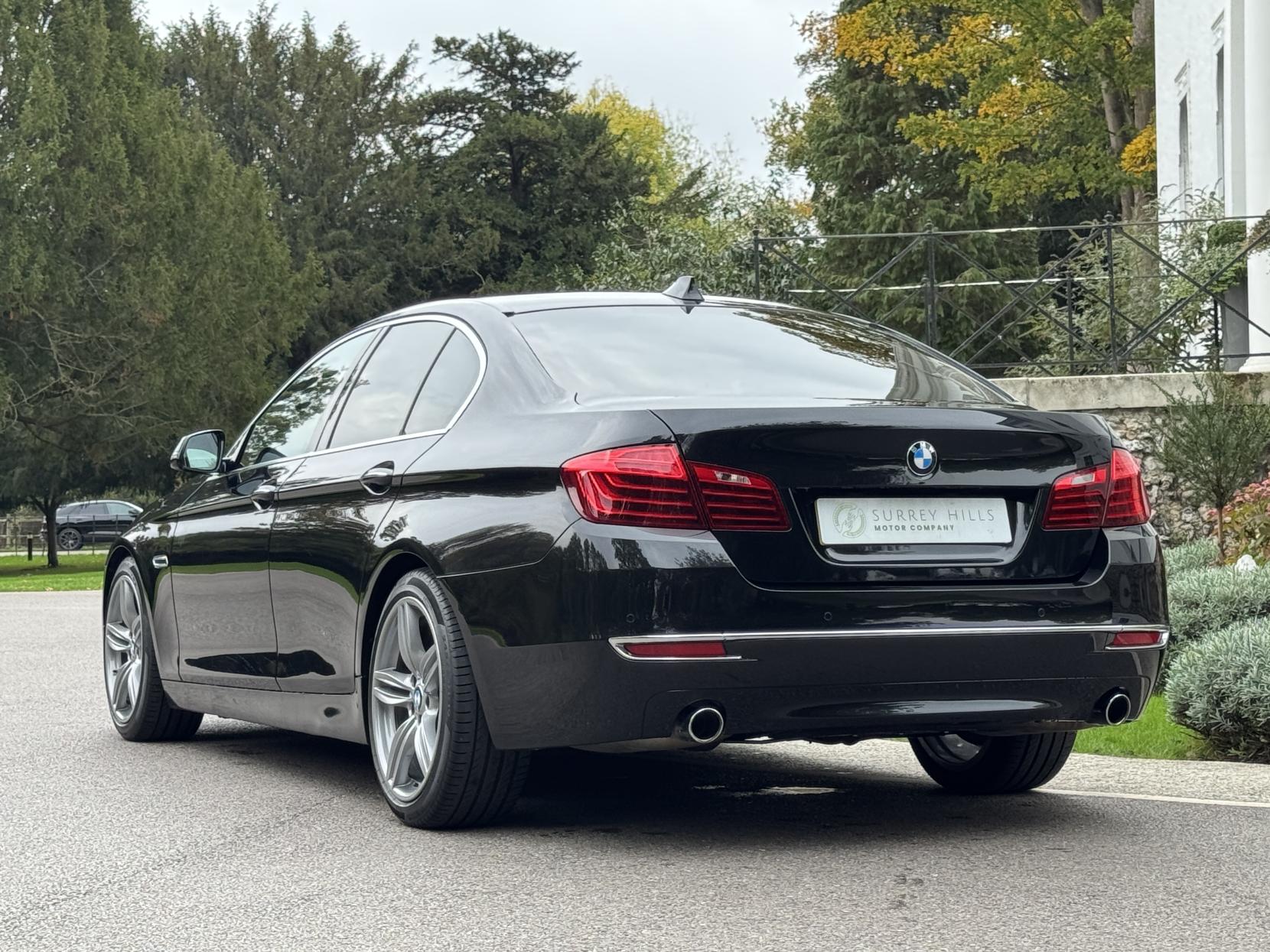 BMW 5 Series 3.0 535i Luxury Saloon 4dr Petrol Auto Euro 6 (s/s) (306 ps)
