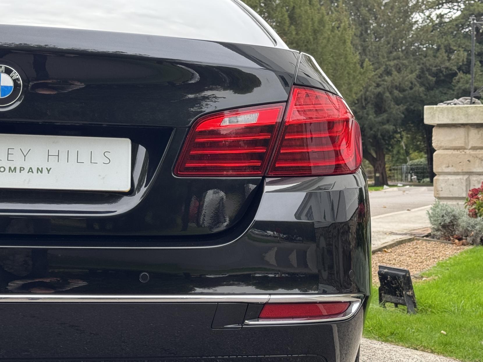 BMW 5 Series 3.0 535i Luxury Saloon 4dr Petrol Auto Euro 6 (s/s) (306 ps)