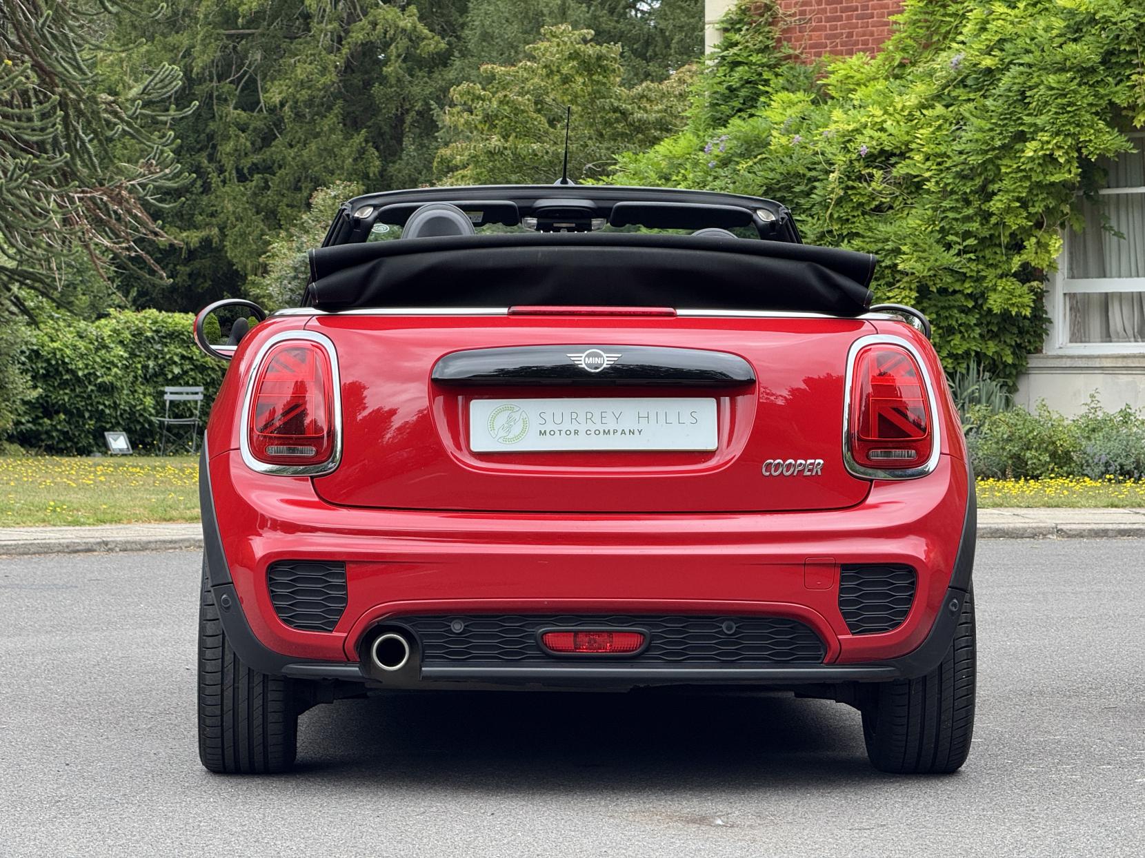 MINI Convertible 1.5 Cooper Sport Convertible 2dr Petrol Manual Euro 6 (s/s) (136 ps)