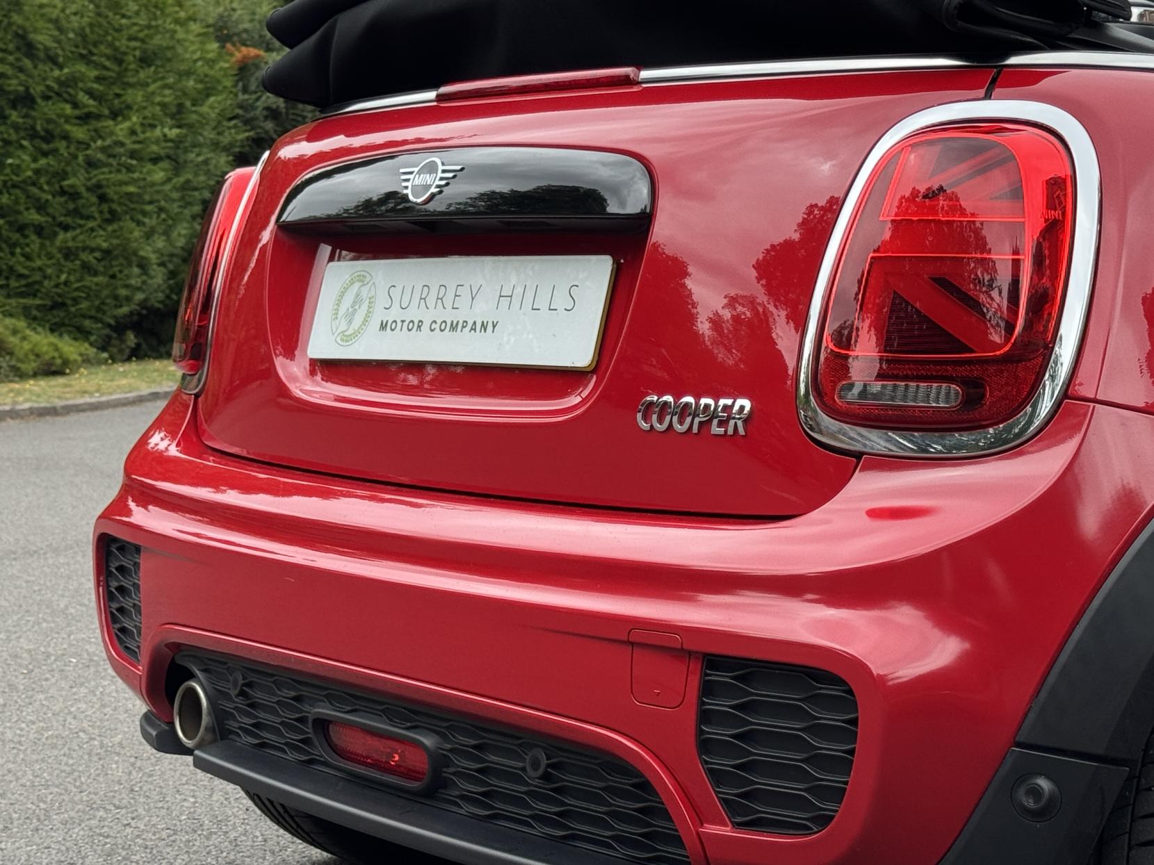 MINI Convertible 1.5 Cooper Sport Convertible 2dr Petrol Manual Euro 6 (s/s) (136 ps)