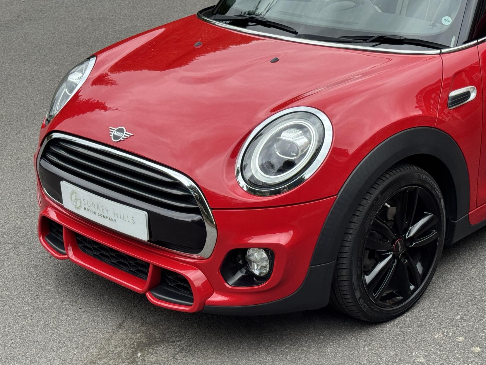 MINI Convertible 1.5 Cooper Sport Convertible 2dr Petrol Manual Euro 6 (s/s) (136 ps)