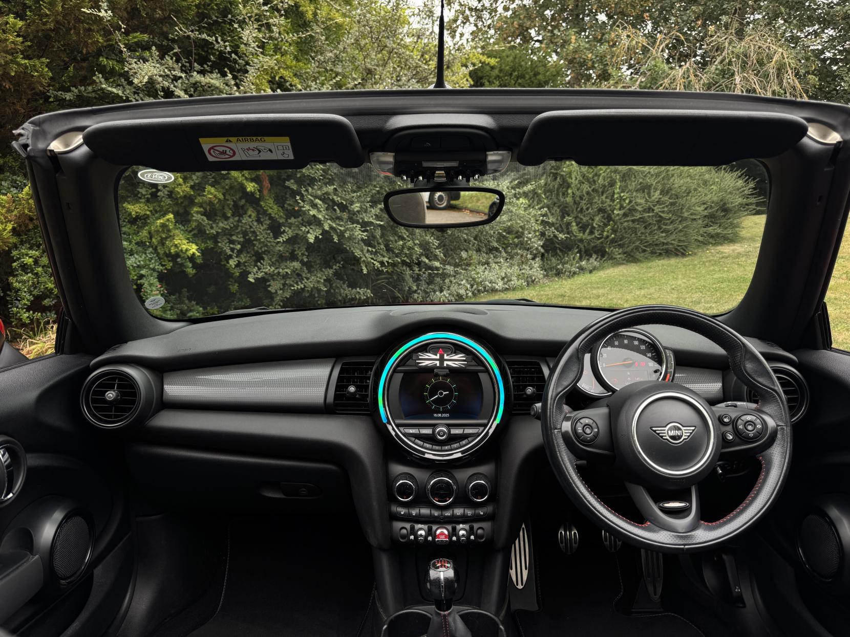 MINI Convertible 1.5 Cooper Sport Convertible 2dr Petrol Manual Euro 6 (s/s) (136 ps)