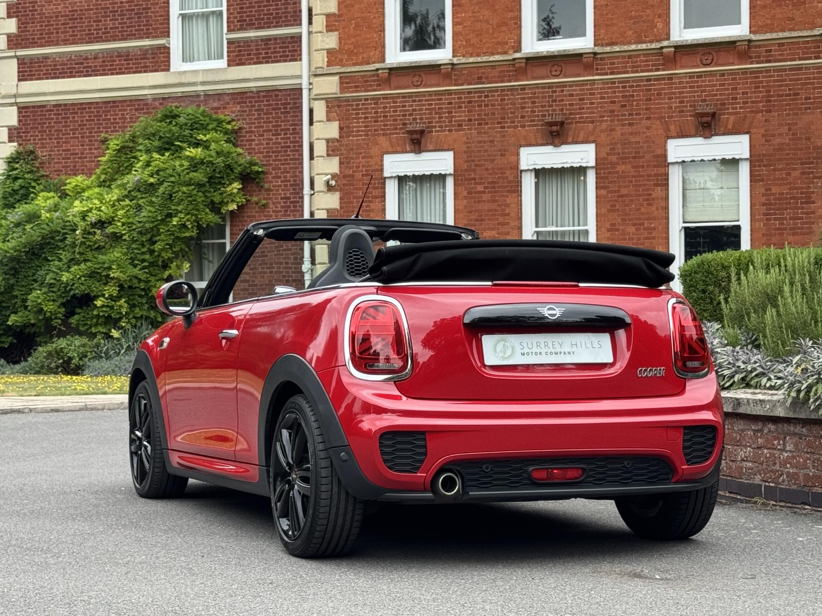 MINI Convertible 1.5 Cooper Sport Convertible 2dr Petrol Manual Euro 6 (s/s) (136 ps)