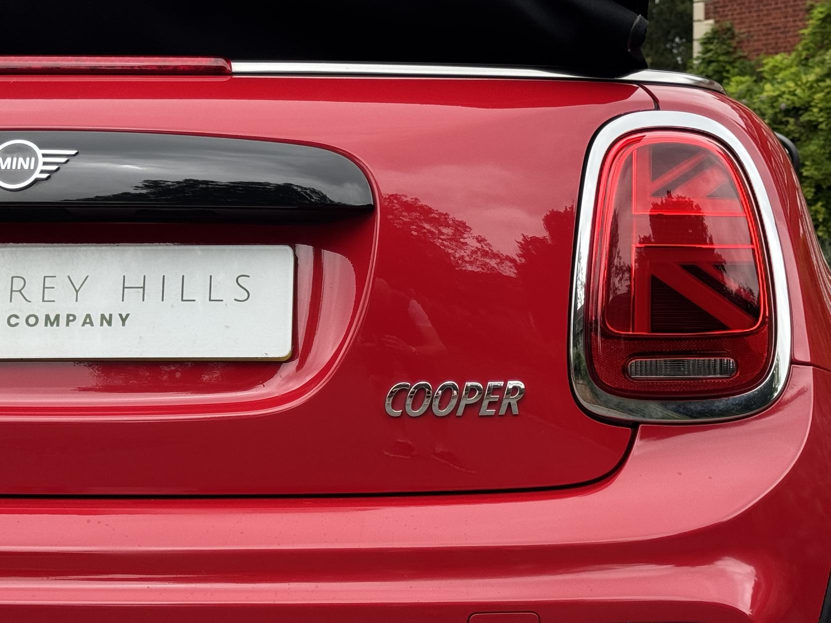 MINI Convertible 1.5 Cooper Sport Convertible 2dr Petrol Manual Euro 6 (s/s) (136 ps)