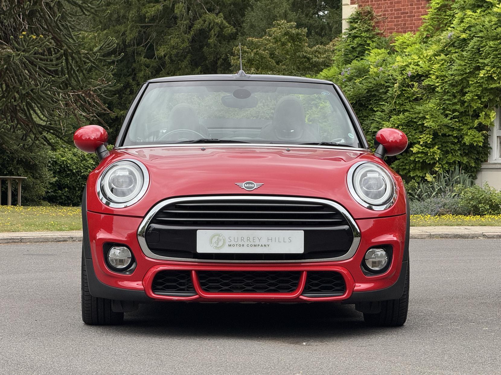 MINI Convertible 1.5 Cooper Sport Convertible 2dr Petrol Manual Euro 6 (s/s) (136 ps)