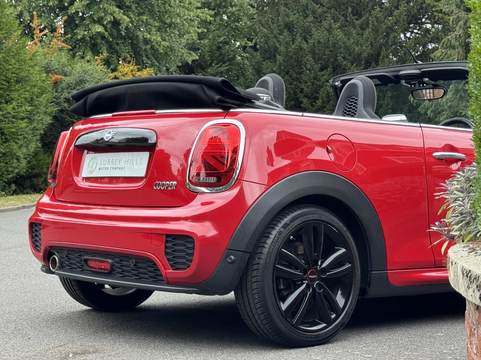 MINI Convertible 1.5 Cooper Sport Convertible 2dr Petrol Manual Euro 6 (s/s) (136 ps)
